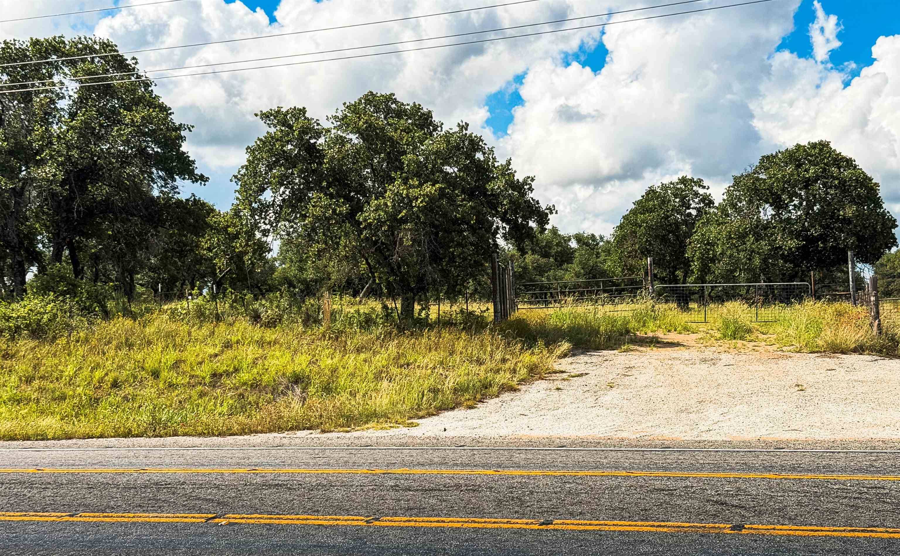 107 Private Road 607, Voca, TX 76887