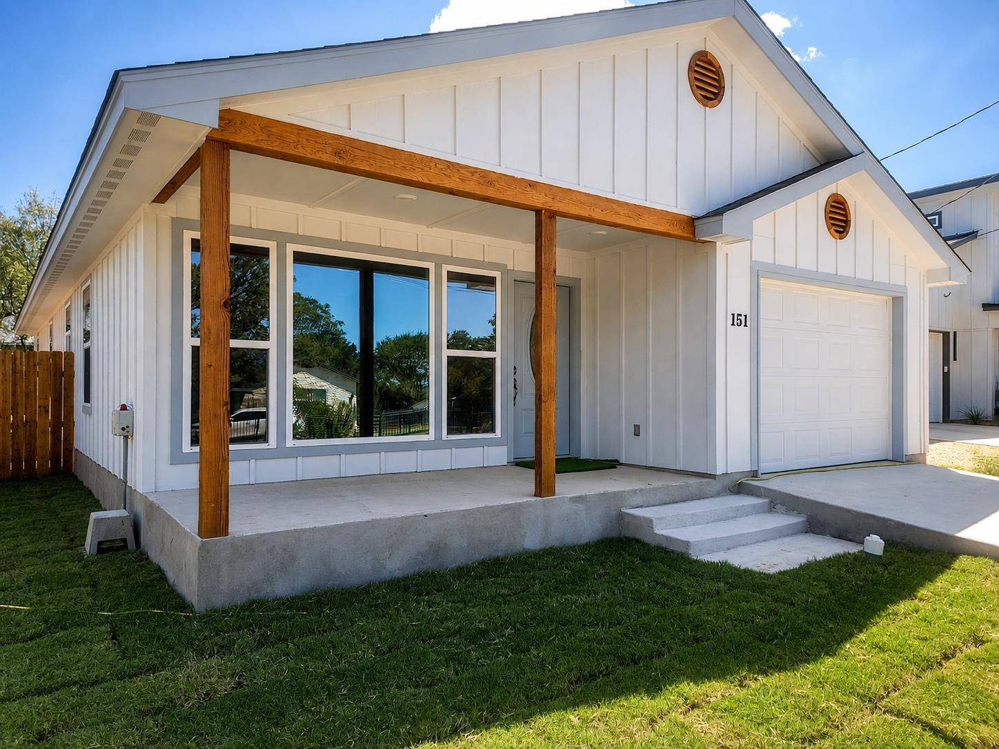 151 W Hickory DR, Granite Shoals, TX 78654