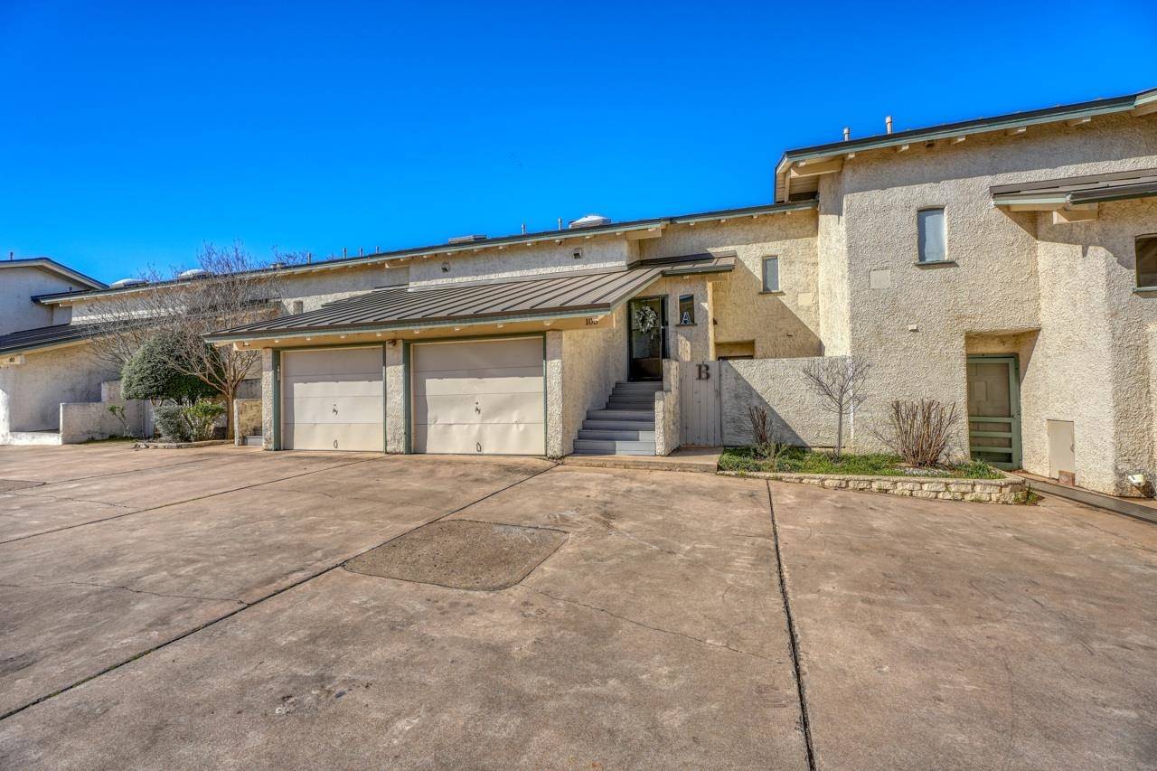 207 N Hi Circle, Horseshoe Bay, TX 78657
