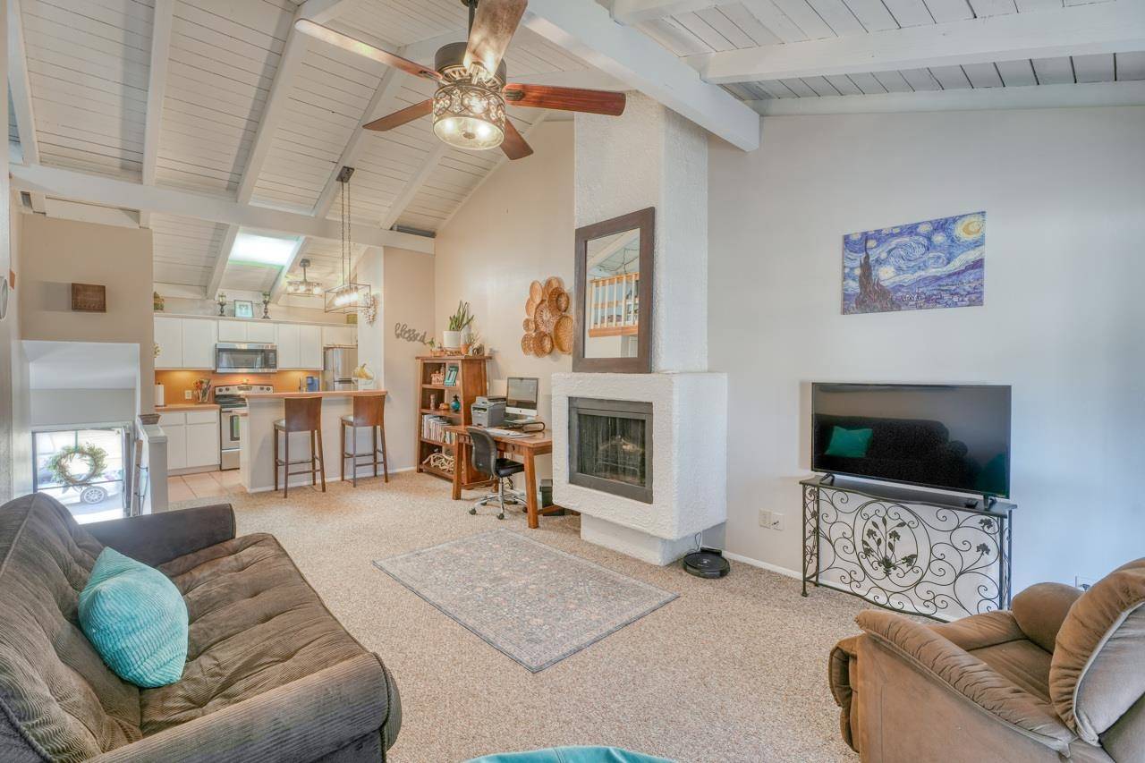 207 N Hi Circle, Horseshoe Bay, TX 78657