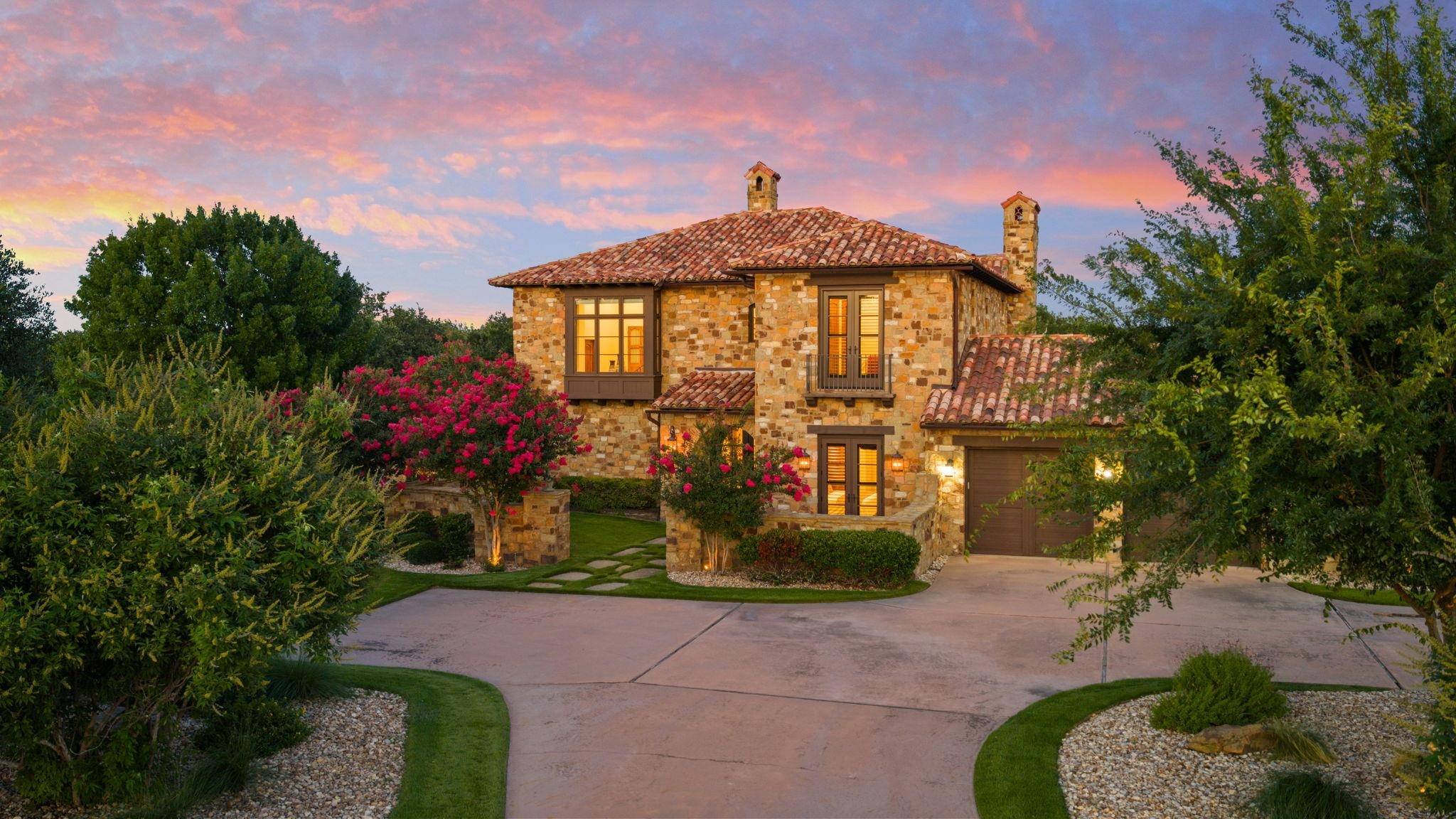 305 La Serena Loop, Horseshoe Bay, TX 78657