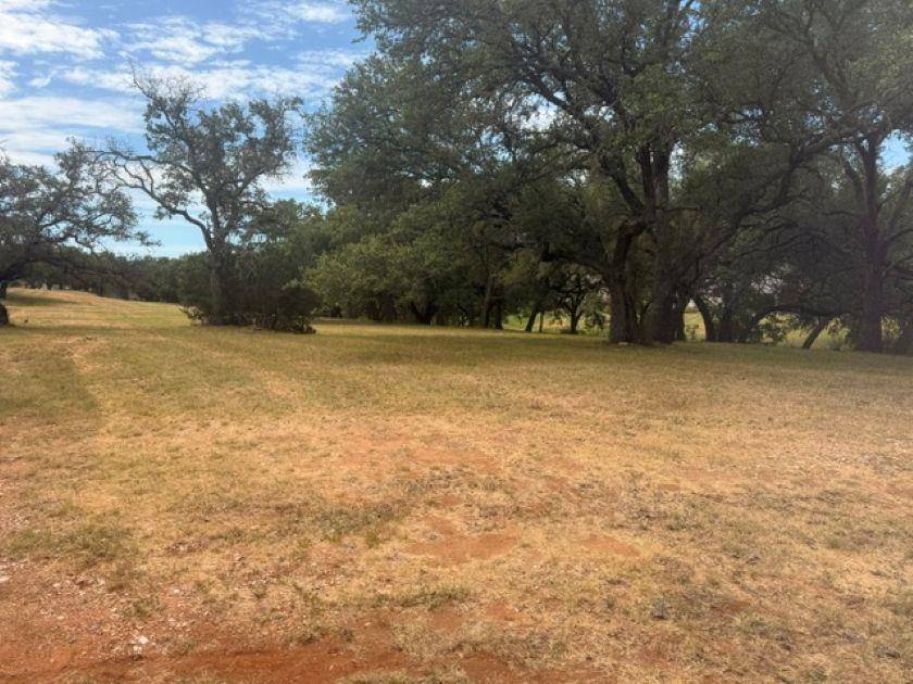 202 Pecan CIR, Horseshoe Bay, TX 78657
