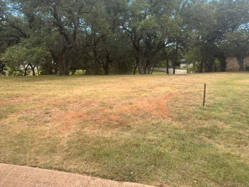 202 Pecan CIR, Horseshoe Bay, TX 78657
