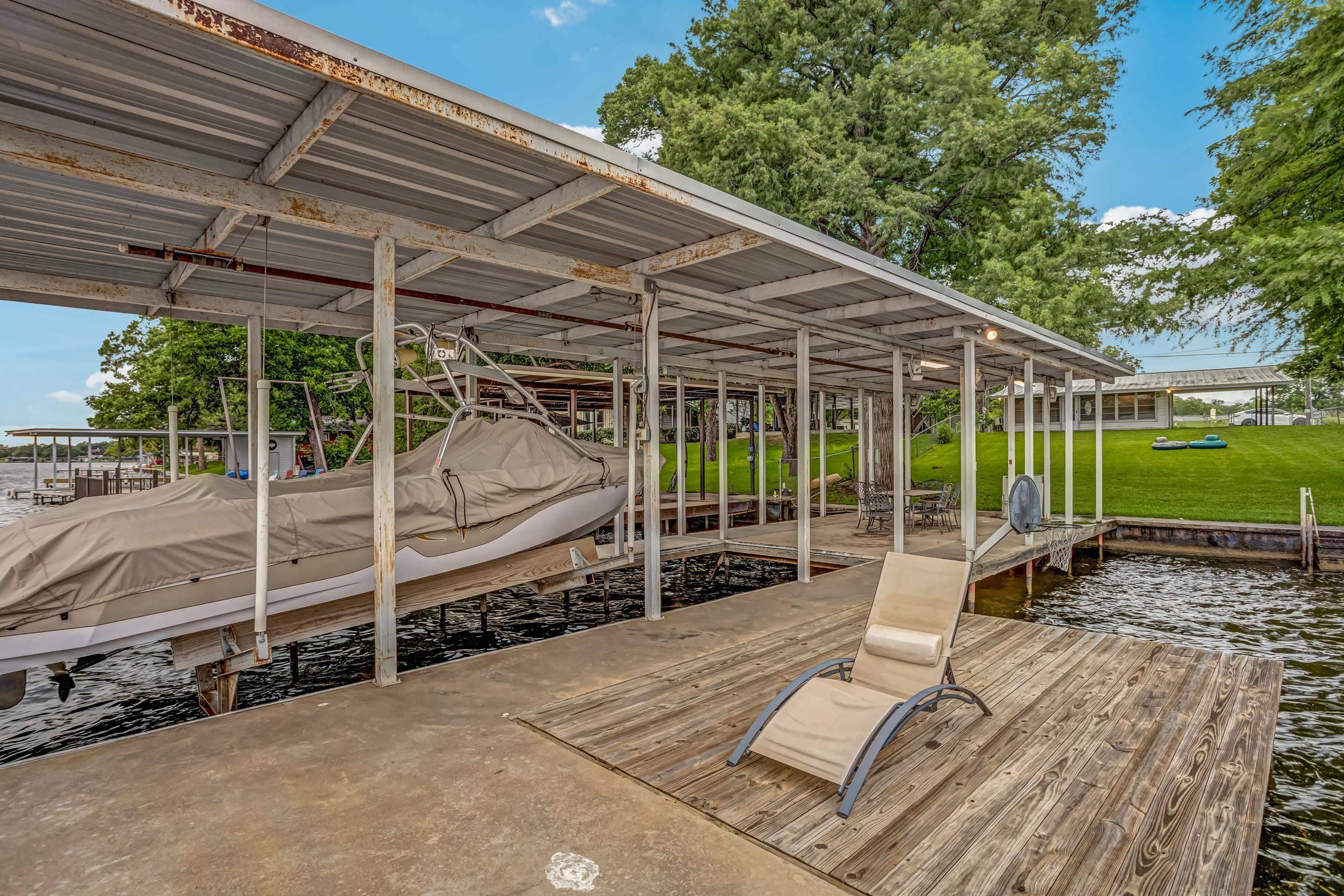 435 Ellen Williams Loop ST, Kingsland, TX 78639