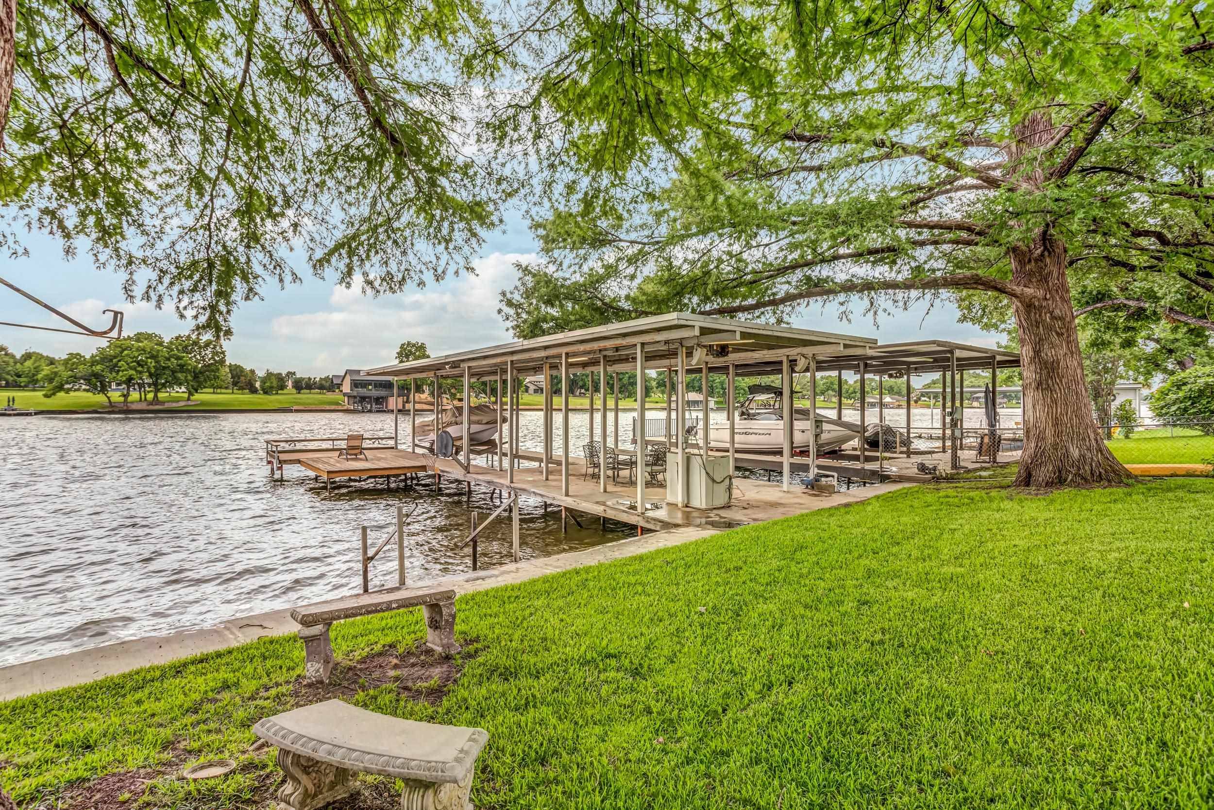 435 Ellen Williams Loop ST, Kingsland, TX 78639