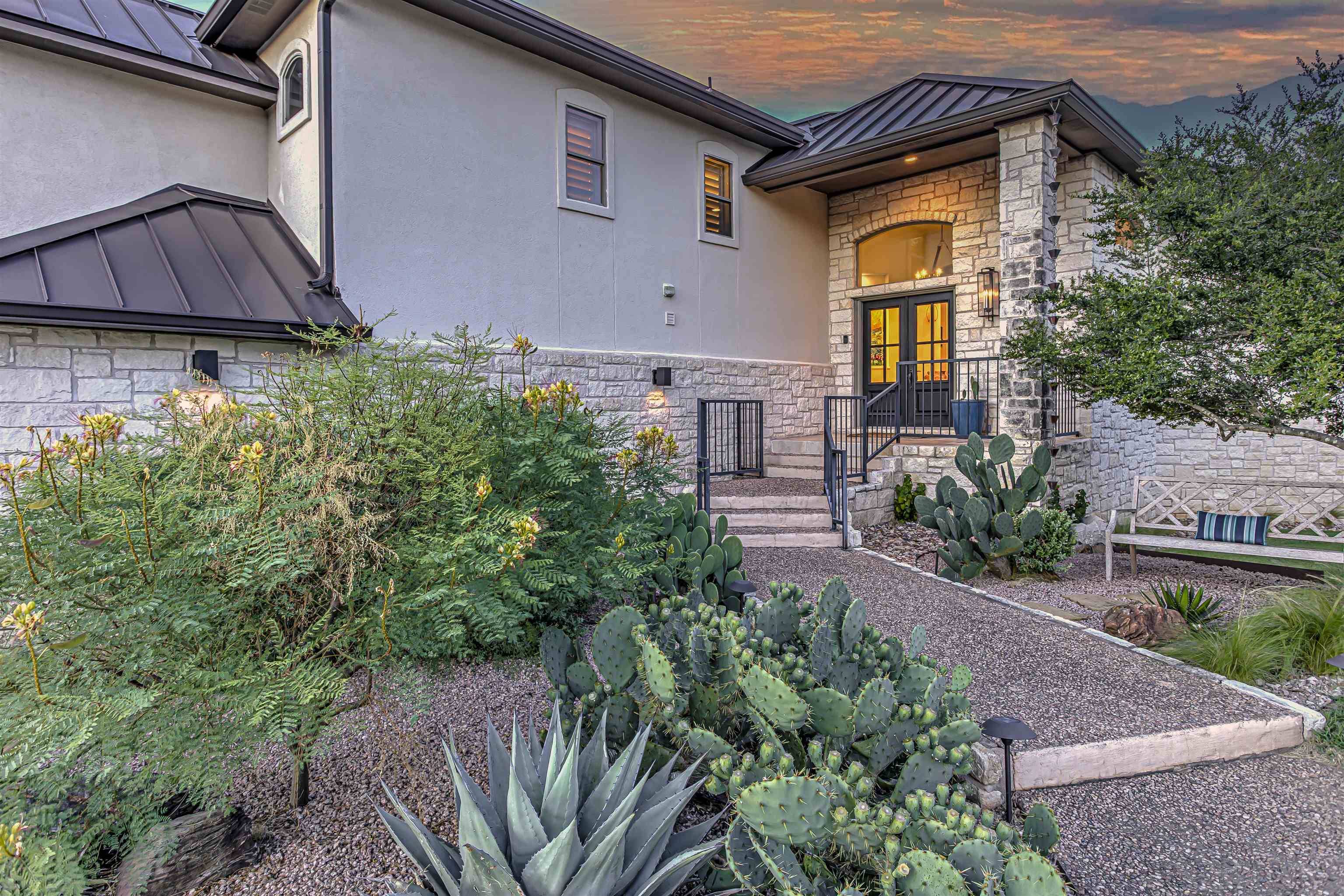 207 Florentine, Horseshoe Bay, TX 78657