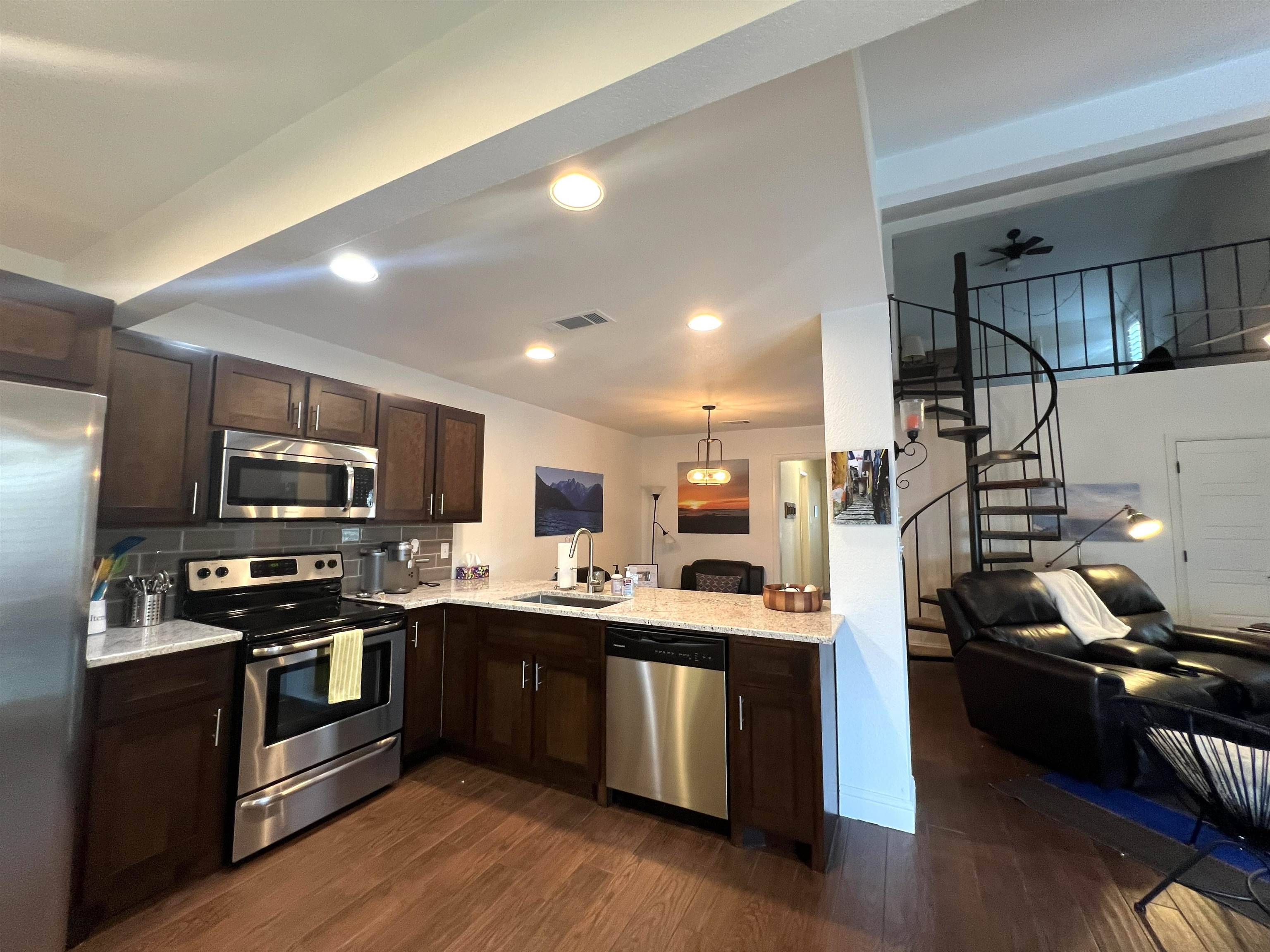 1209 Hi Stirrup, Horseshoe Bay, TX 78657