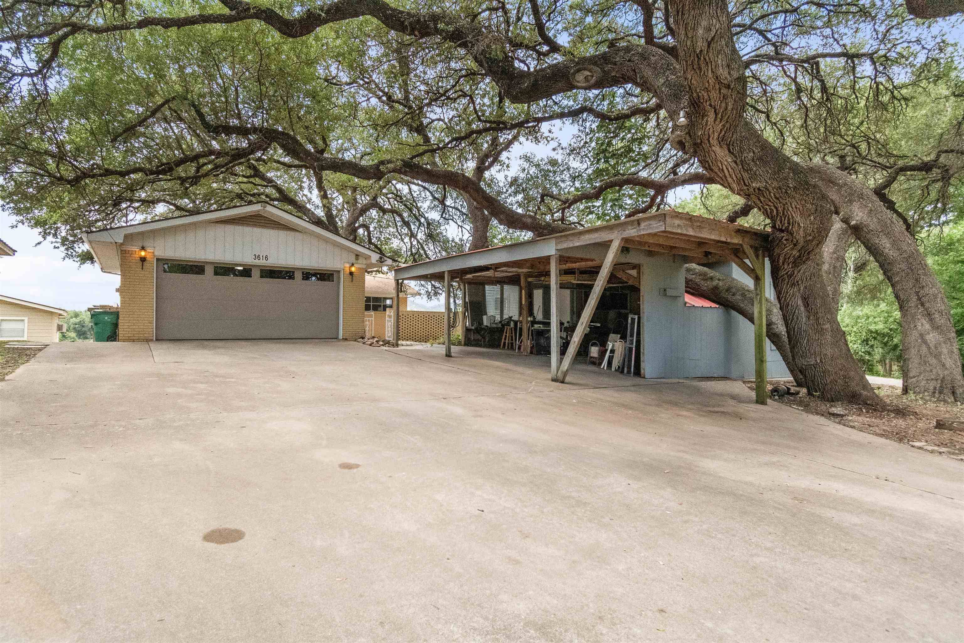 3616 River Oaks, Kingsland, TX 78639
