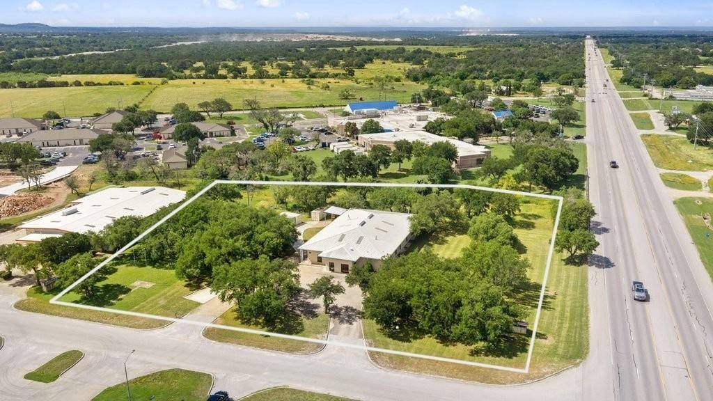 101 John Kelly ST, Burnet, TX 78611