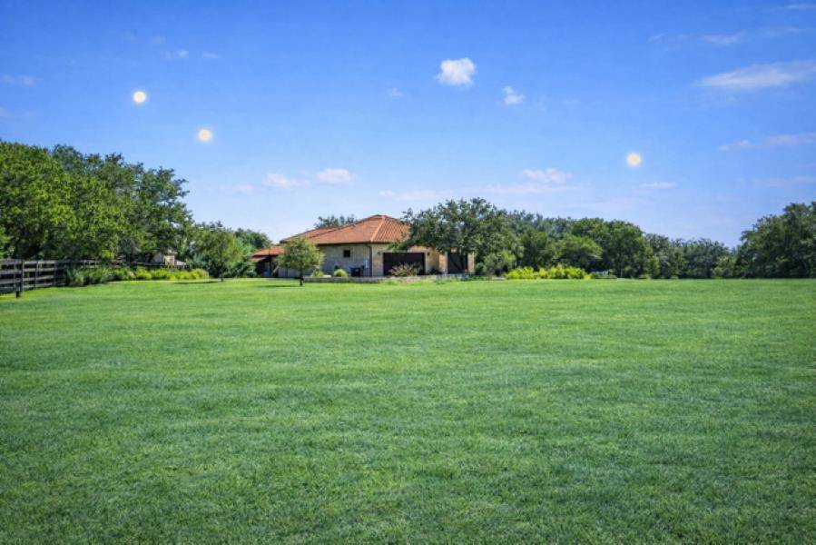 27509 Waterfall Hills PKWY, Spicewood, TX 63824