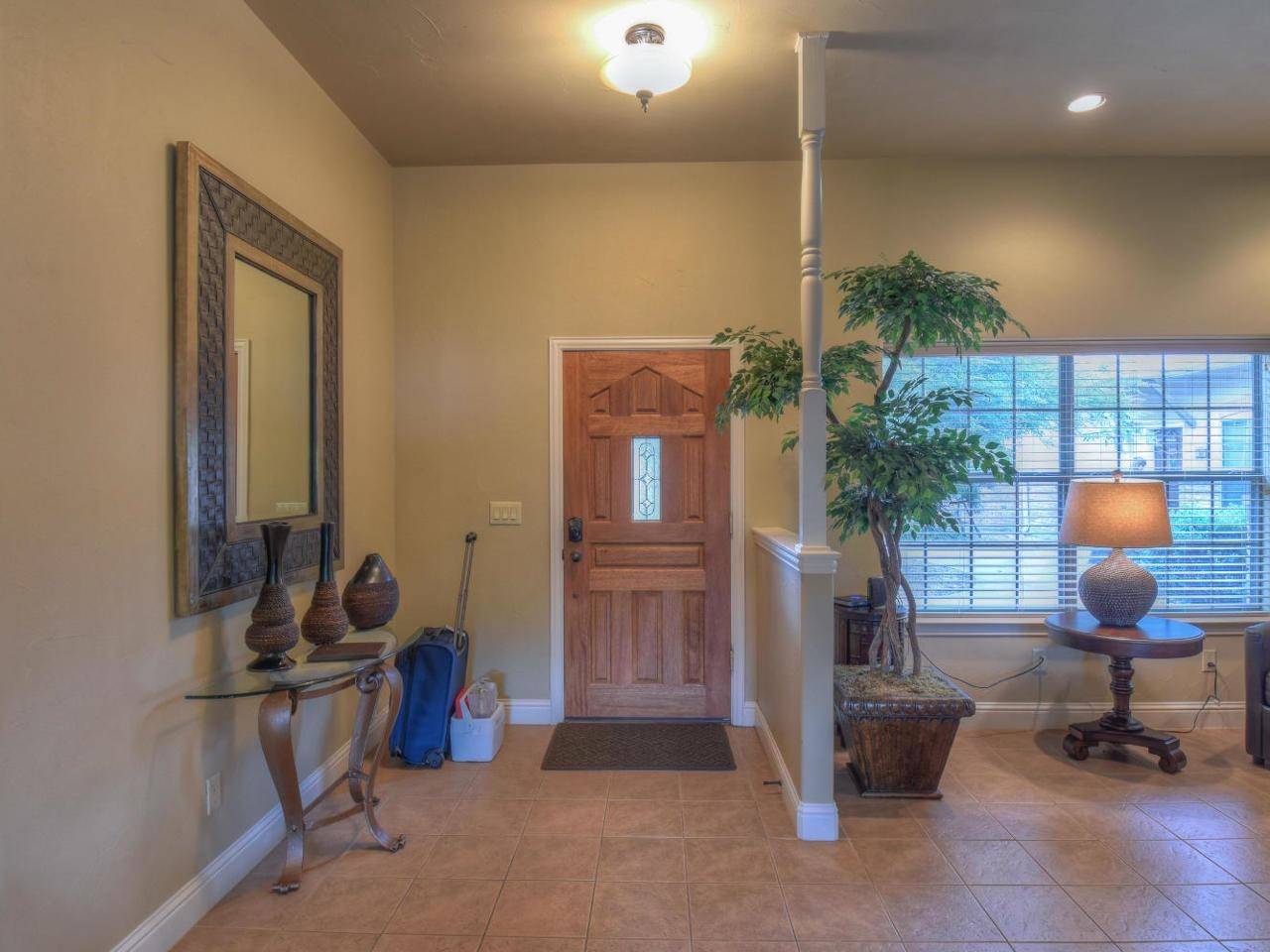 516 Free Rein #B, Horseshoe Bay, TX 78657