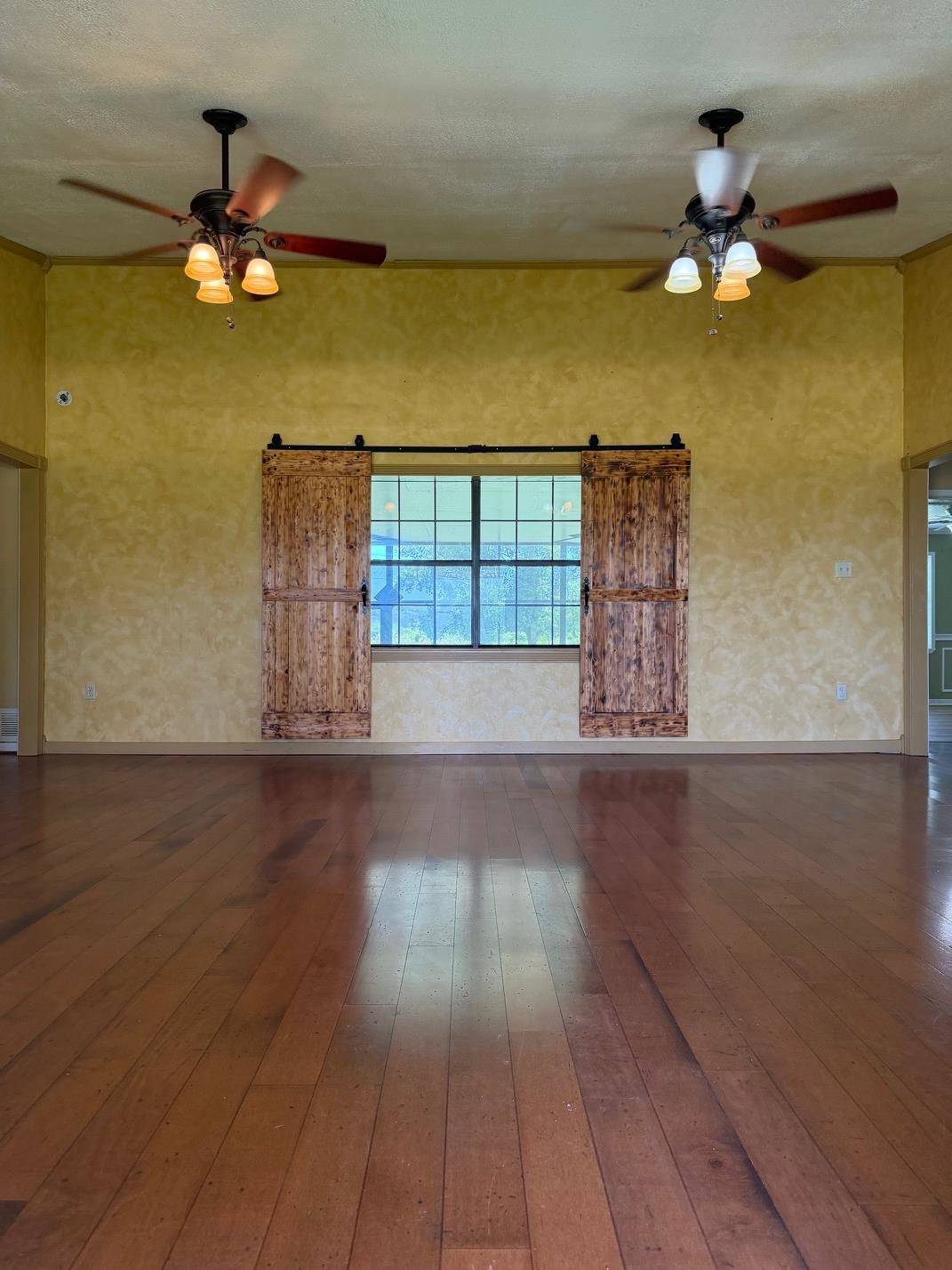17502 College ST, Pontotoc, TX 76869