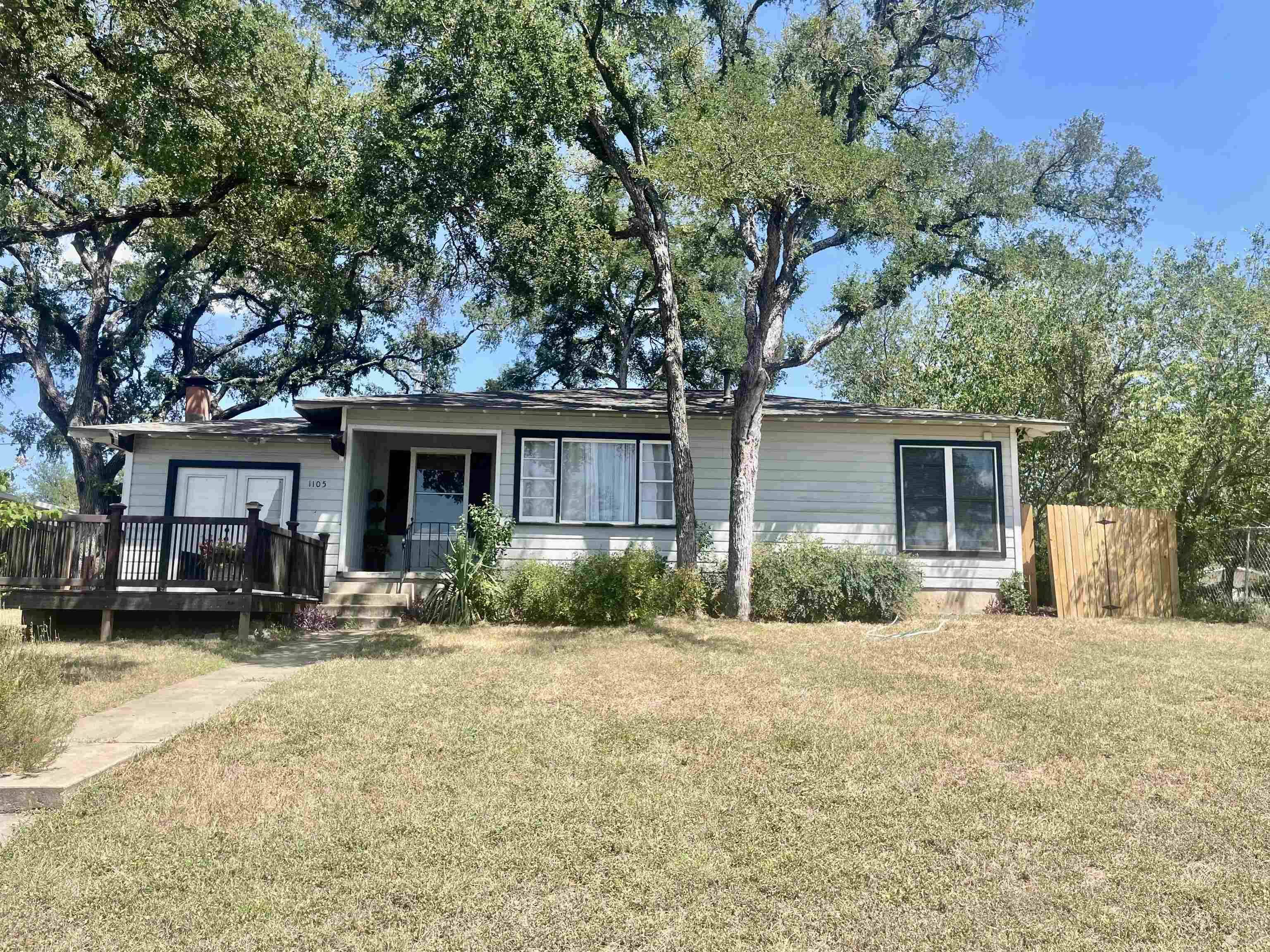 1105 Avenue D, Marble Falls, TX 78654