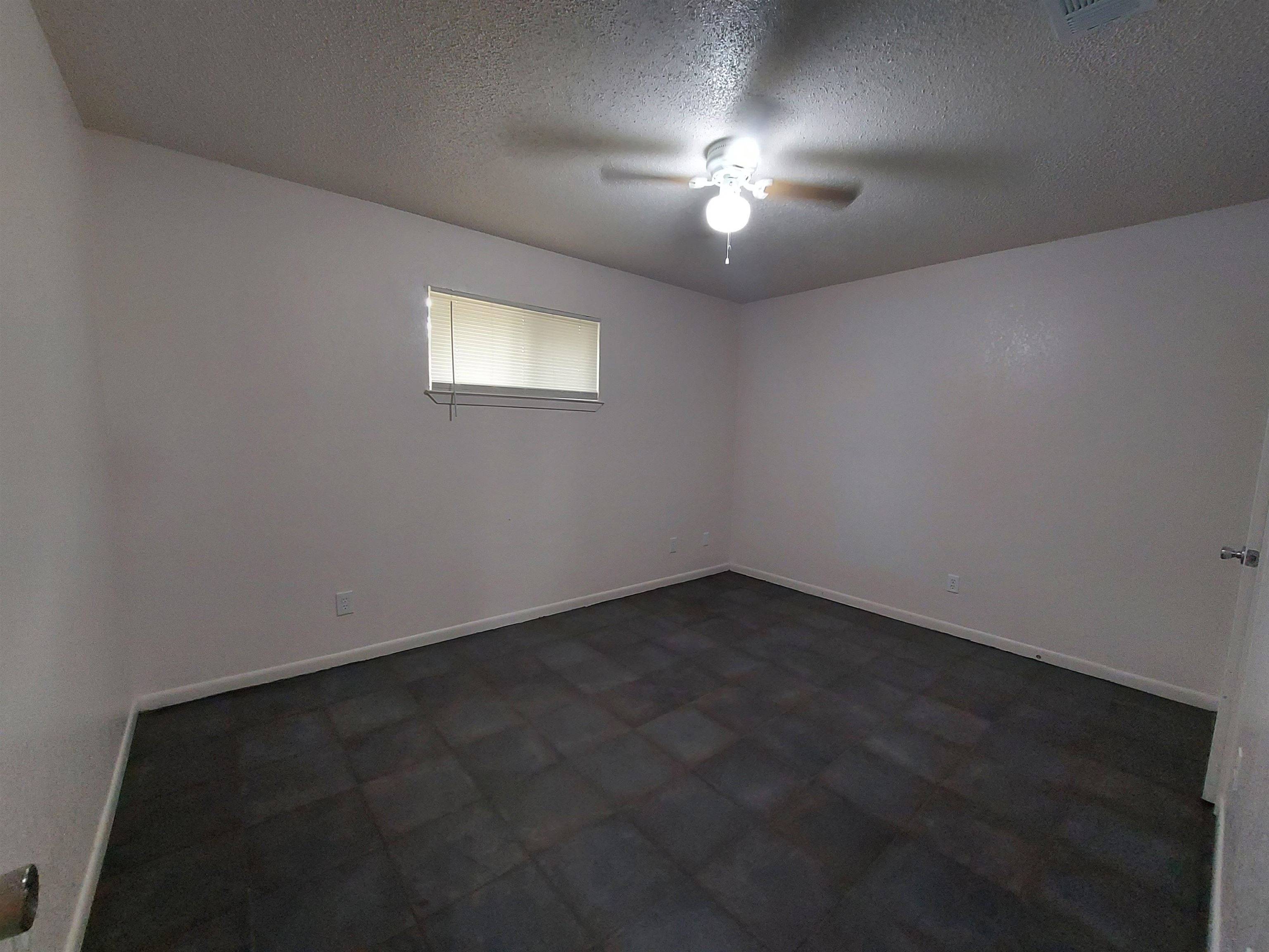 1904 Ridgeview, Kingsland, TX 78639
