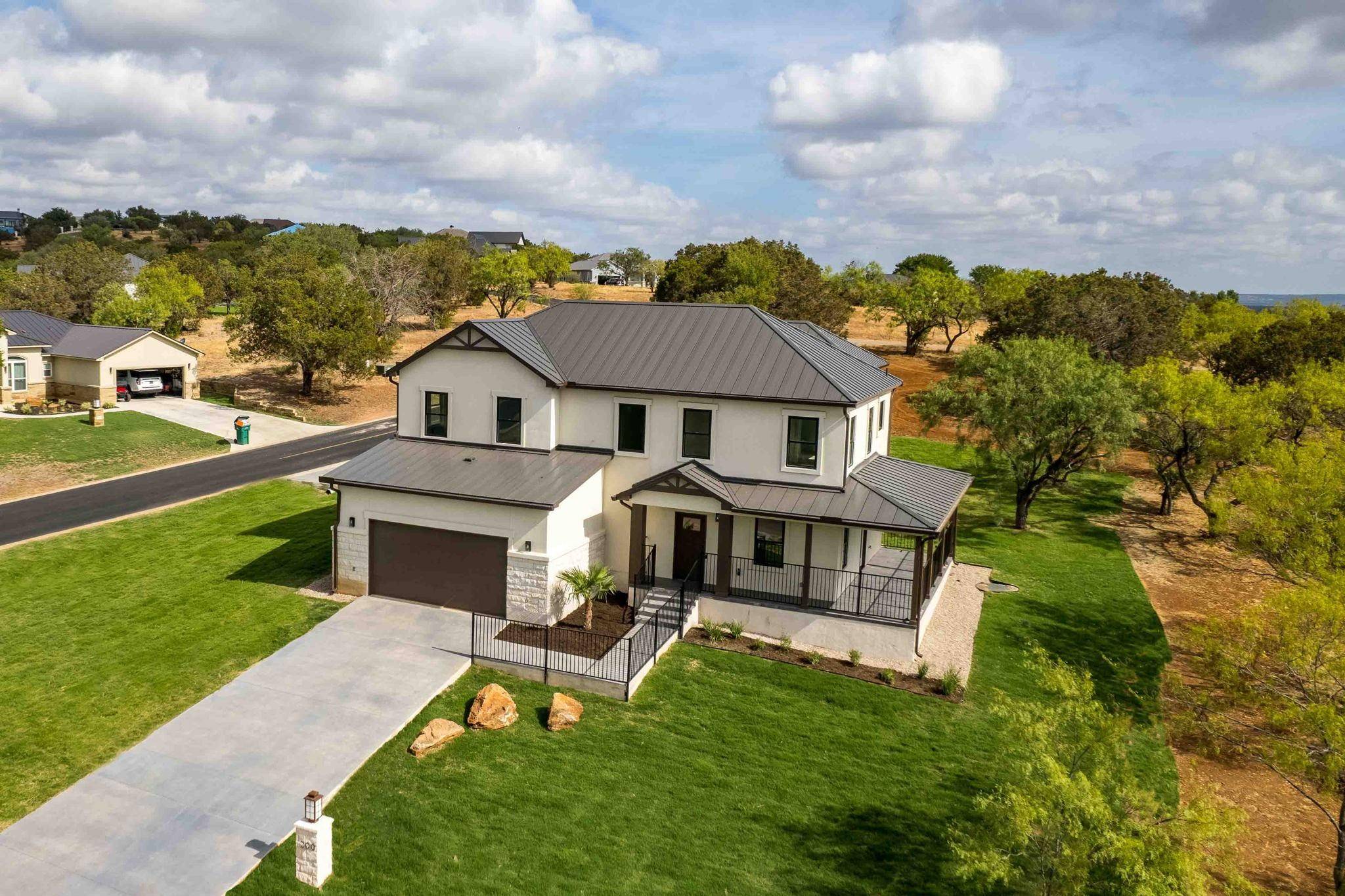 200 Sun Ray, Horseshoe Bay, TX 78657