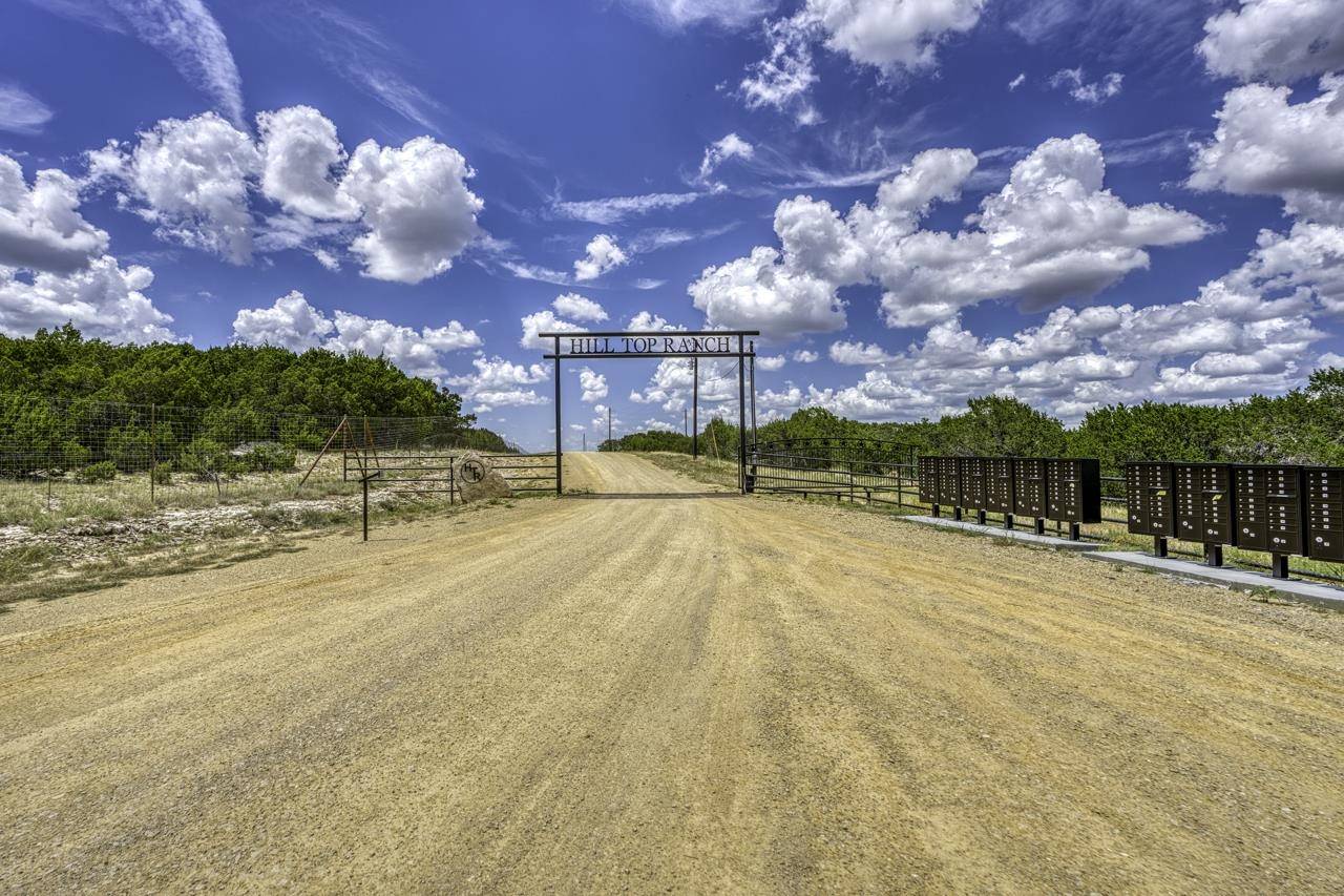 1662 Hill Top TRL, San Saba, TX 76877-0000