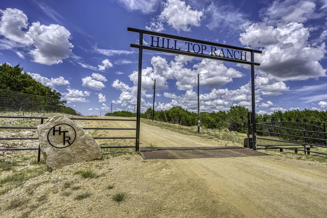 1662 Hill Top TRL, San Saba, TX 76877-0000