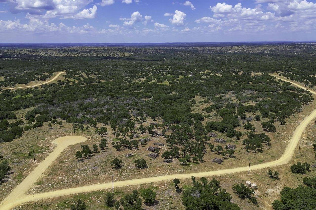 1662 Hill Top TRL, San Saba, TX 76877-0000