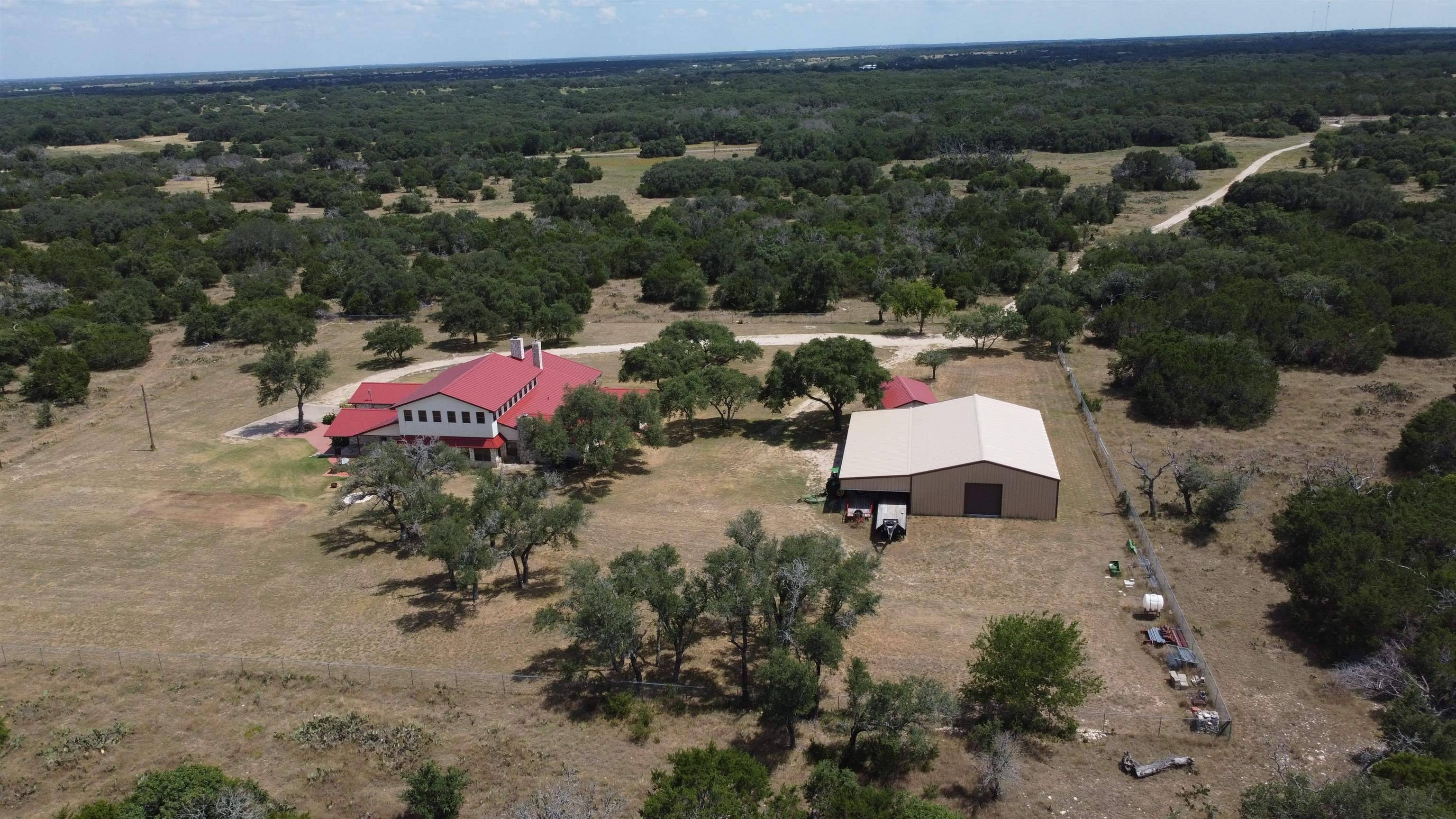 606 Fm 2340, Lampasas, TX 76550