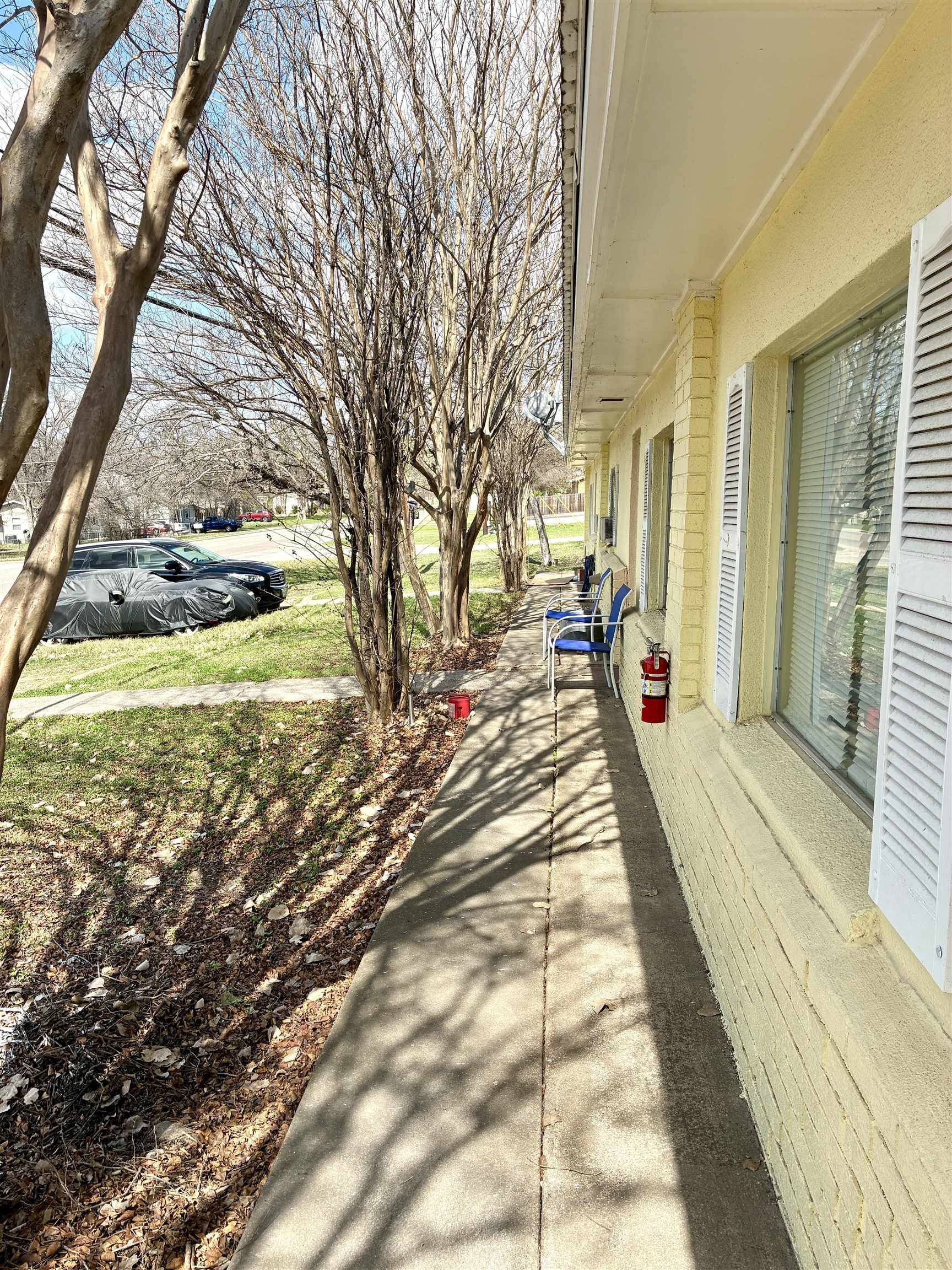 401 AVENUE J, Marble Falls, TX 78654