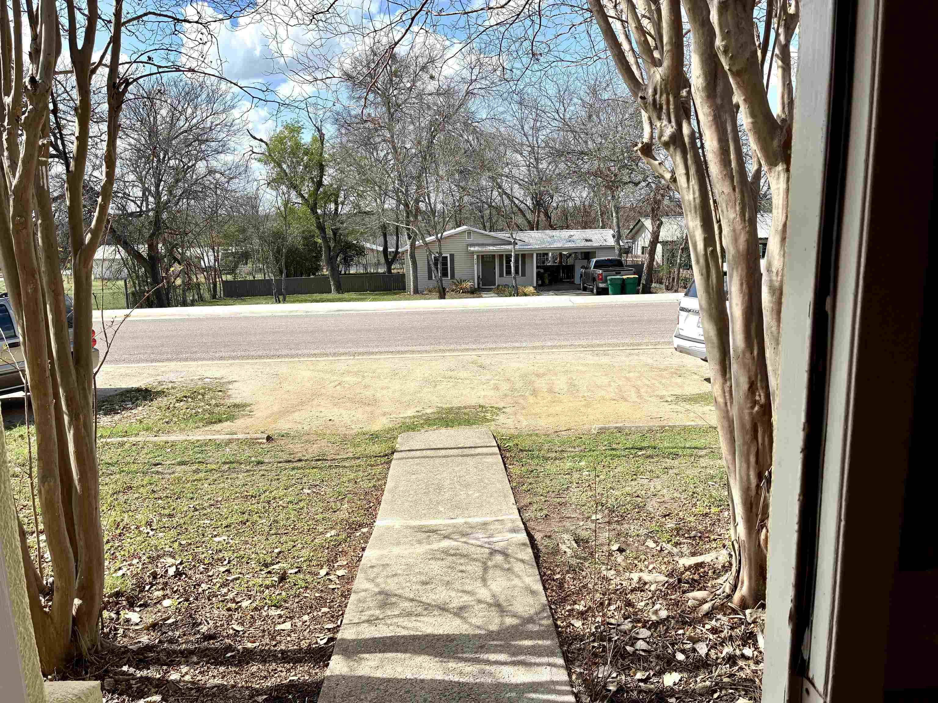 401 AVENUE J, Marble Falls, TX 78654