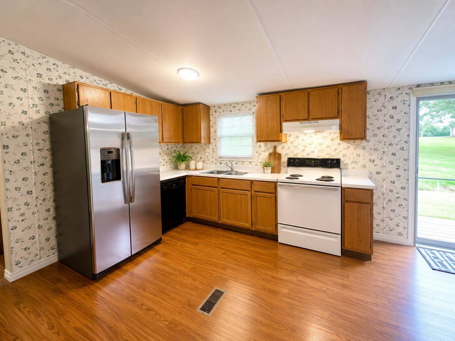 691 Beaver, Tow, TX 78672