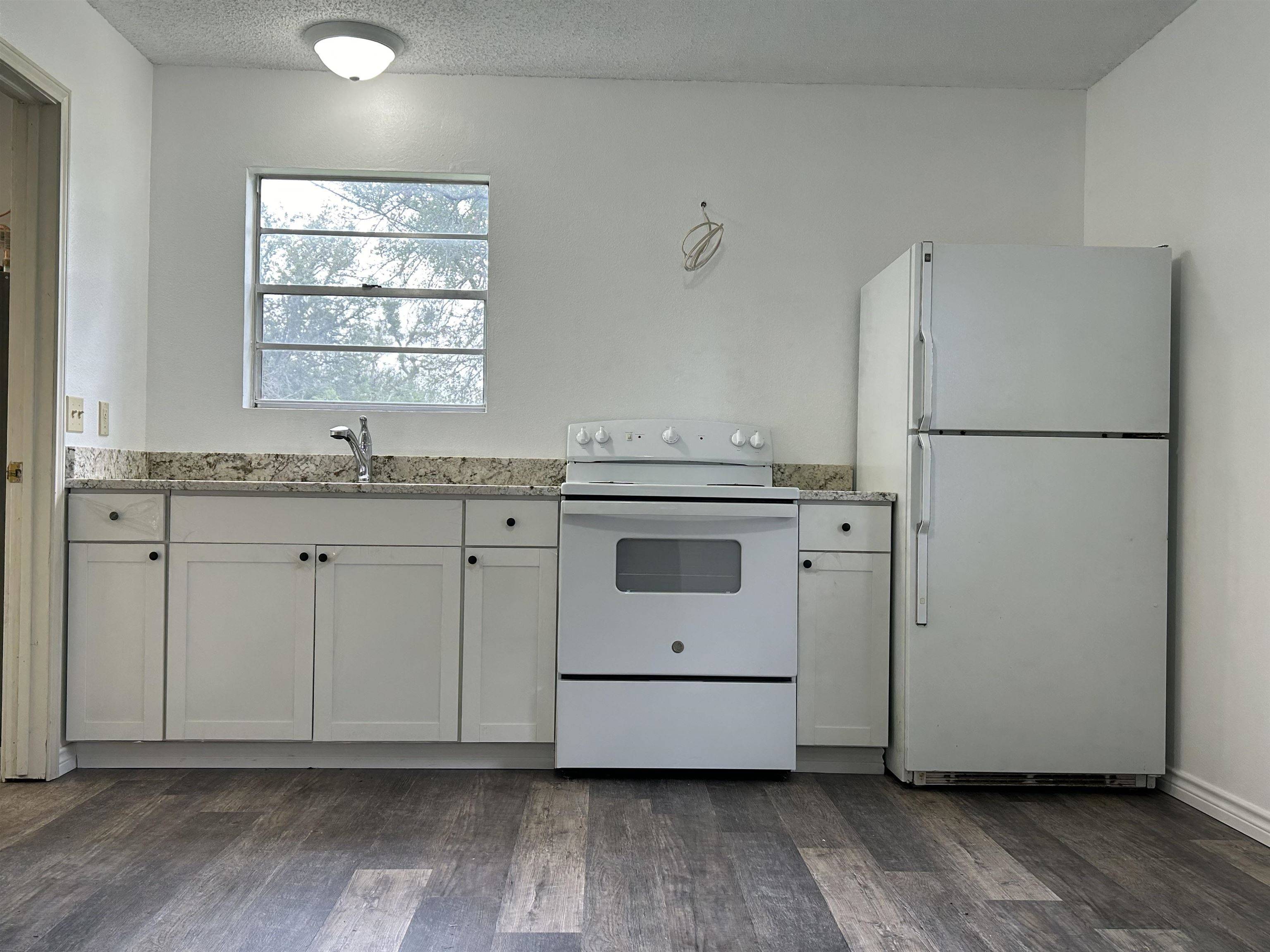 2001 King Road, Marble Falls, TX 78654