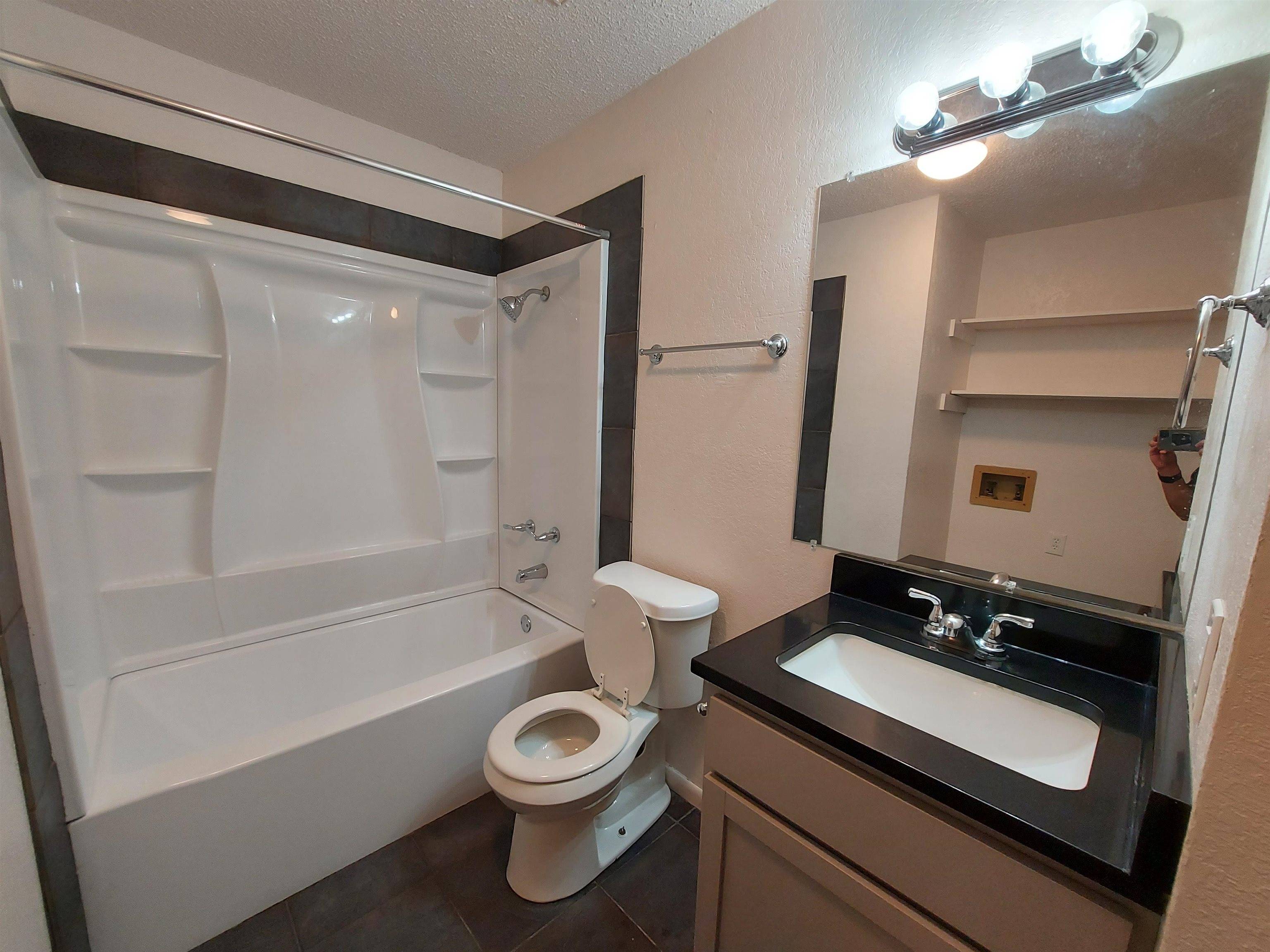 1902 Ridgeview, Kingsland, TX 78639