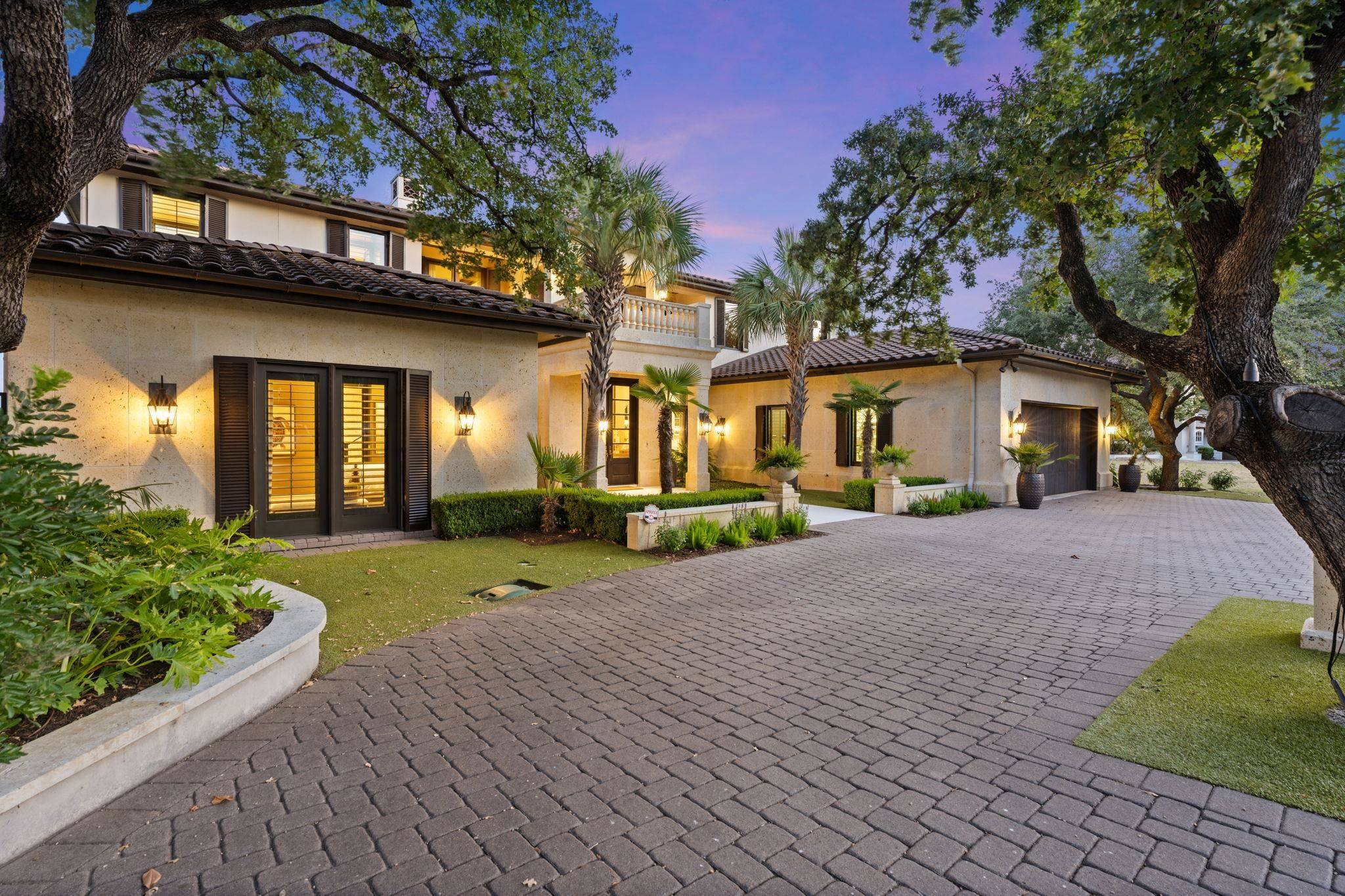 415 Lighthouse Drive, Horseshoe Bay, TX 78657