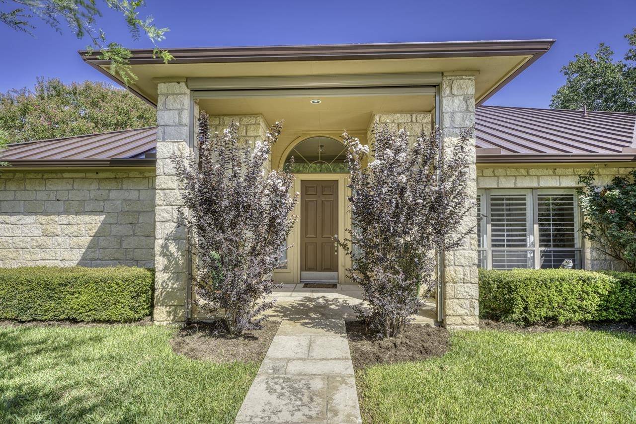 508 S Hi Circle, Horseshoe Bay, TX 78657