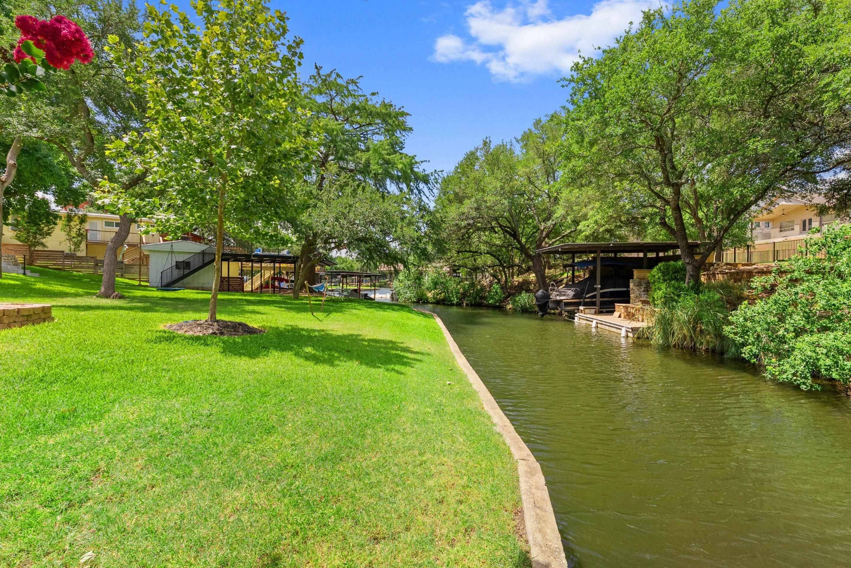 312 Mountain View, Sunrise Beach, TX 78643
