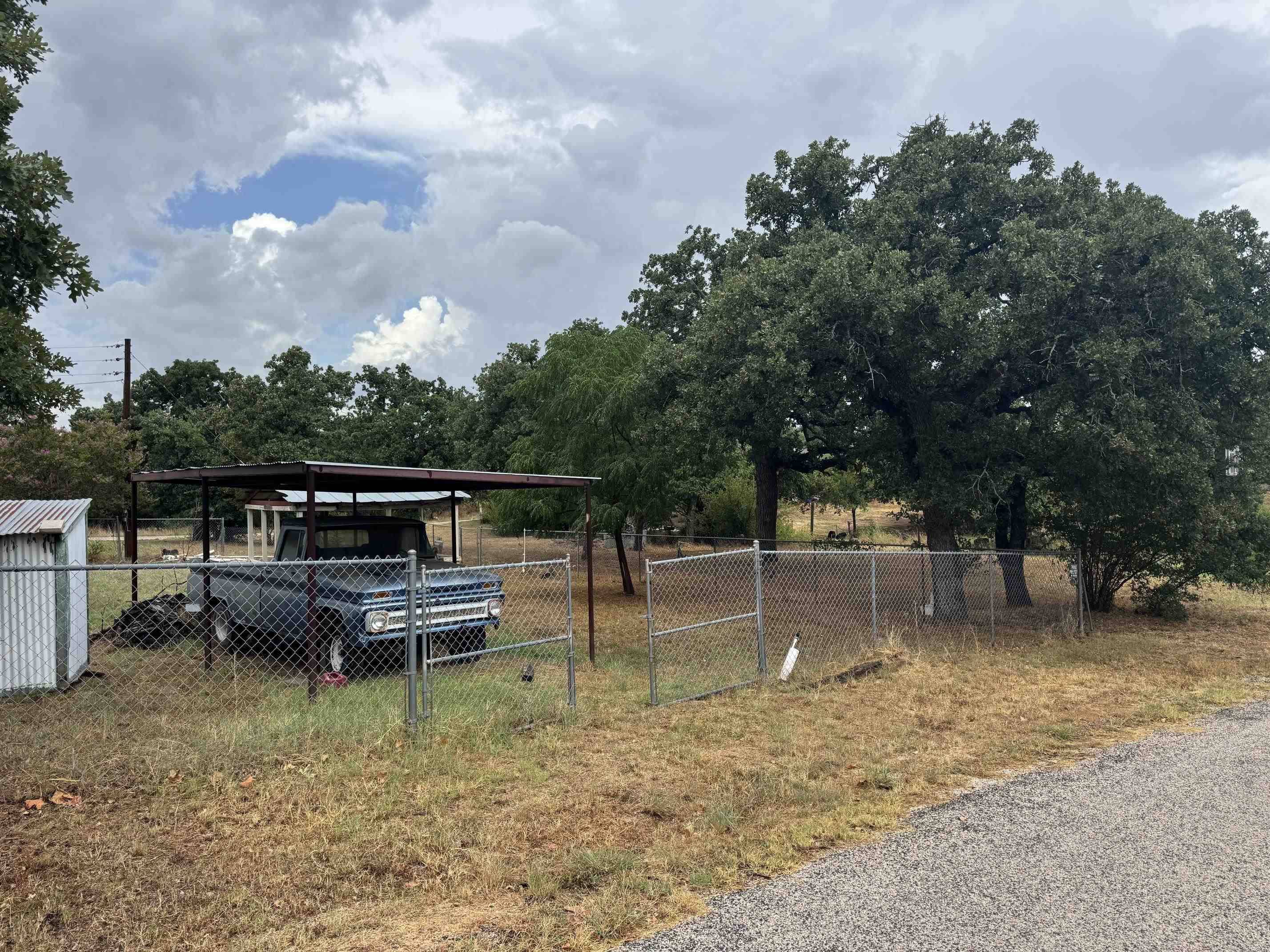 105 Wade ST, Tow, TX 78672