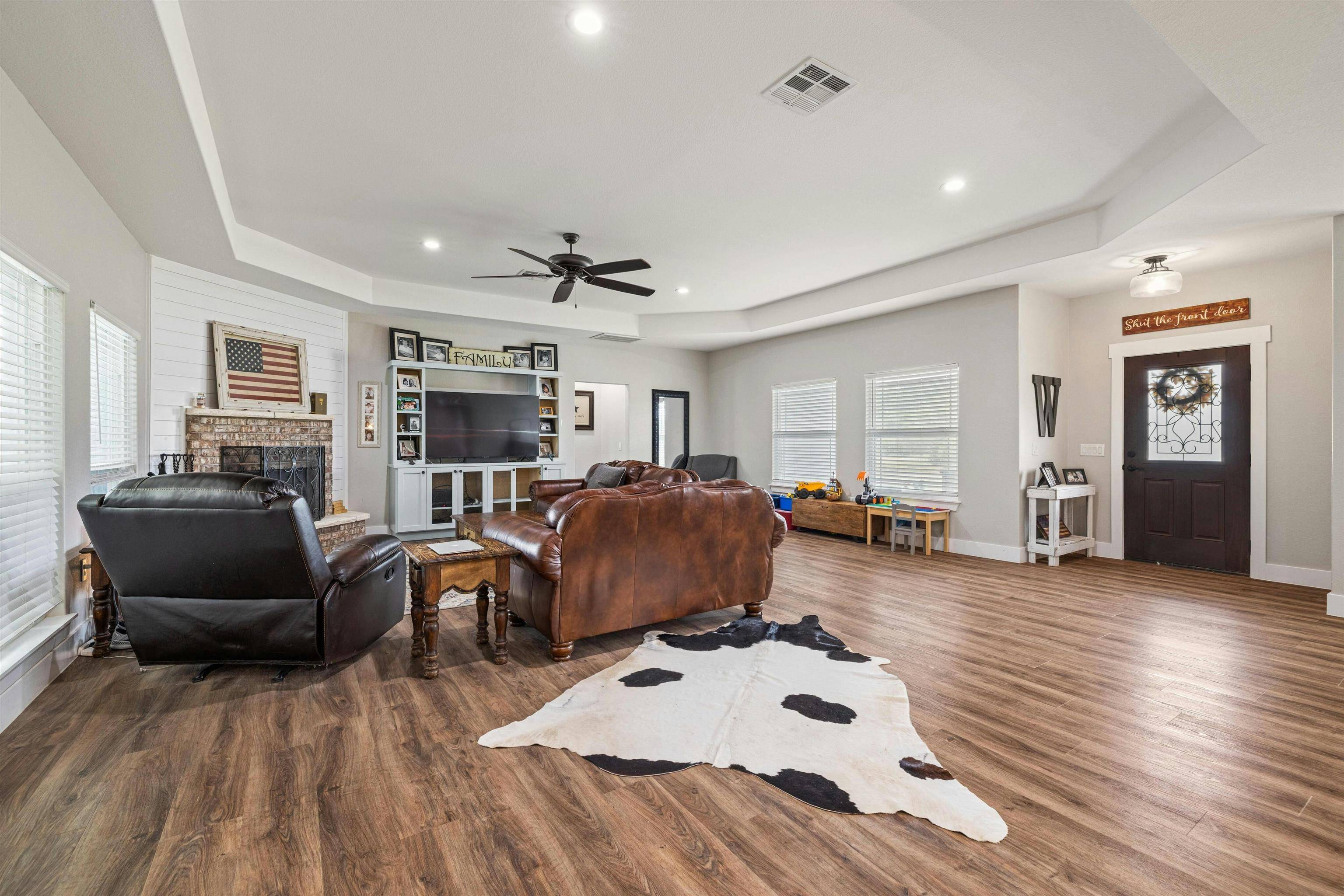 1090 CR 334, Burnet, TX 78611