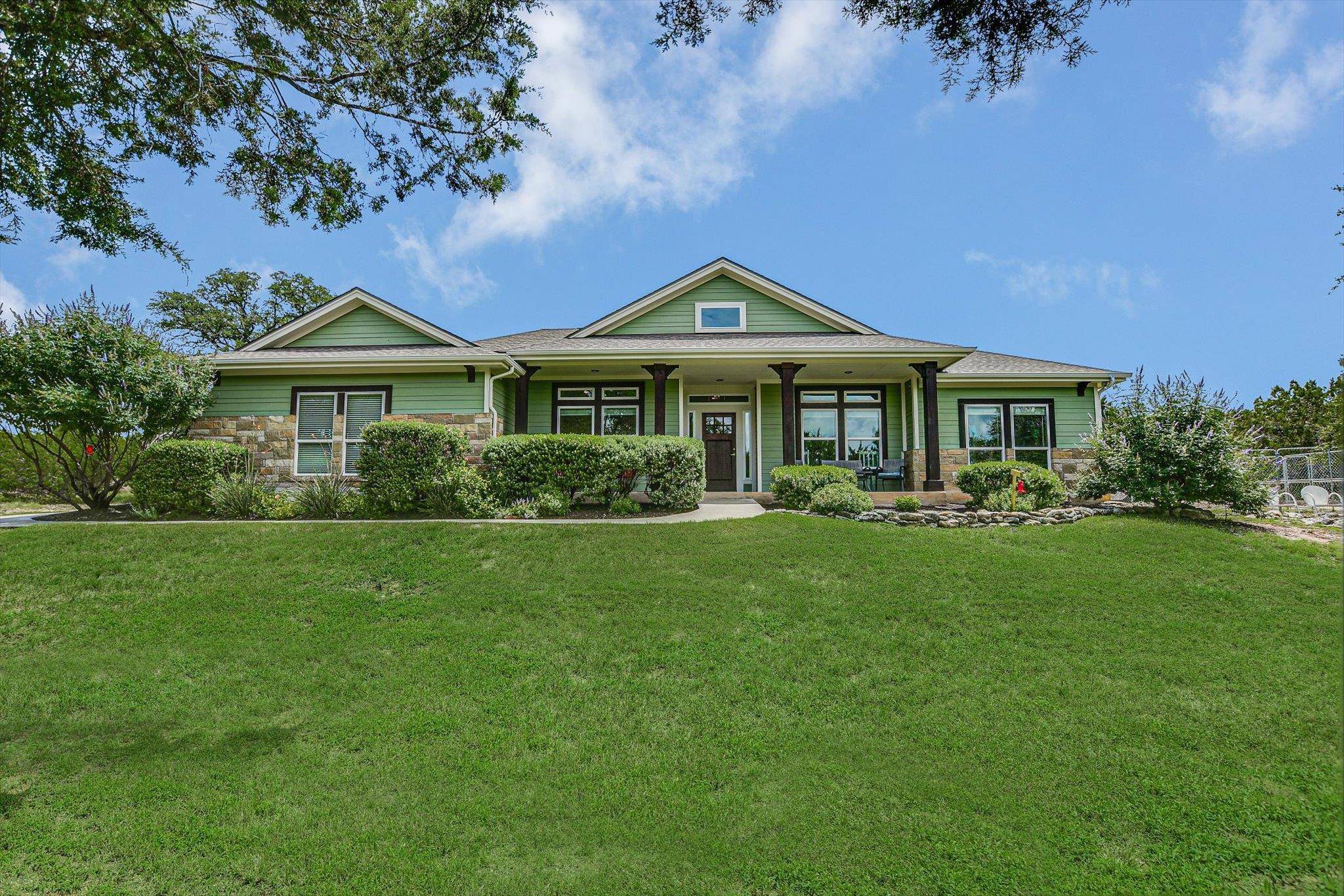 520 Murphy DR, Bertram, TX 78605