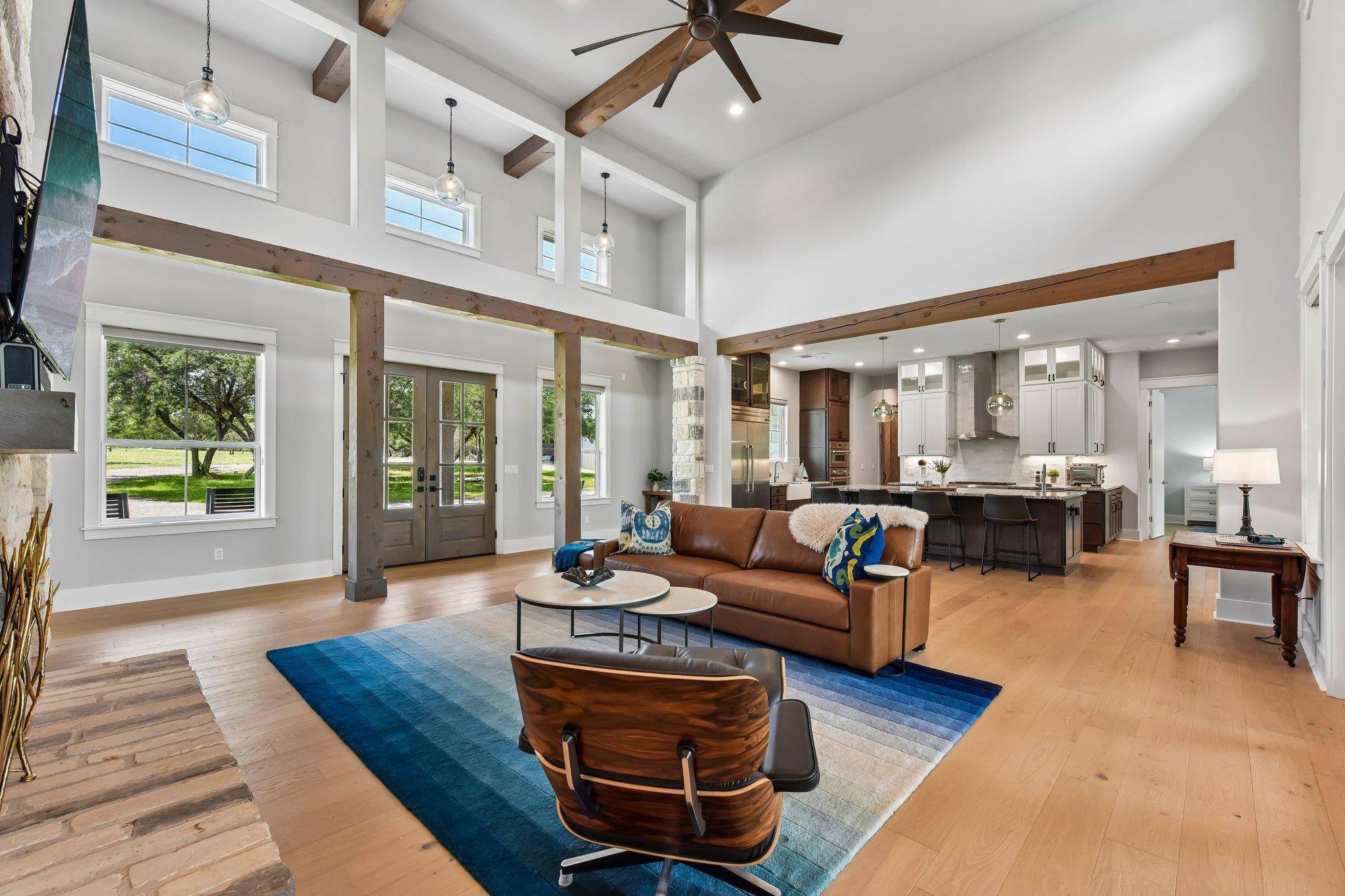 2203 Improver Rd, Spicewood, TX 78669
