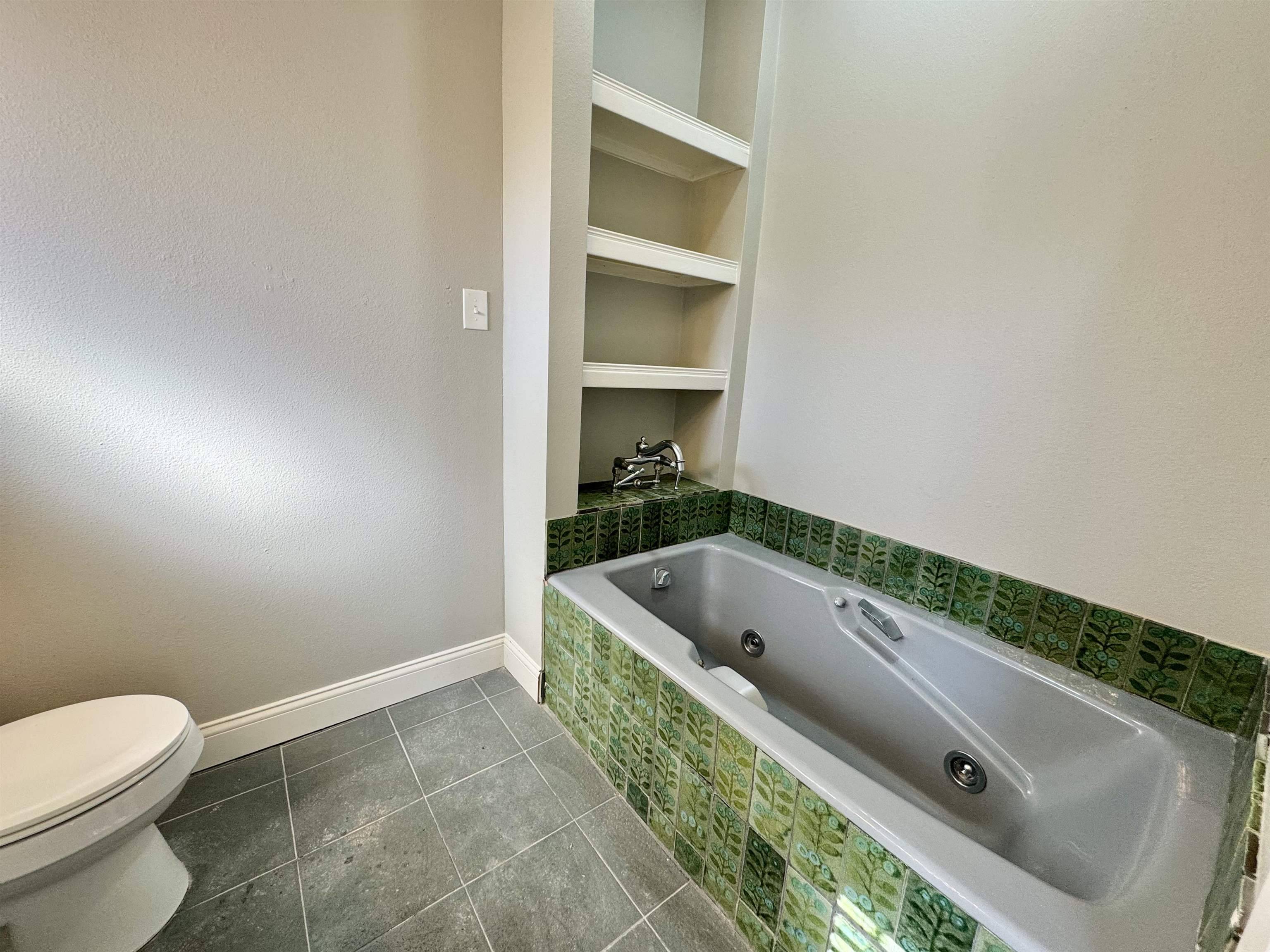 705 Sunrise AVE, Sunrise Beach, TX 78643