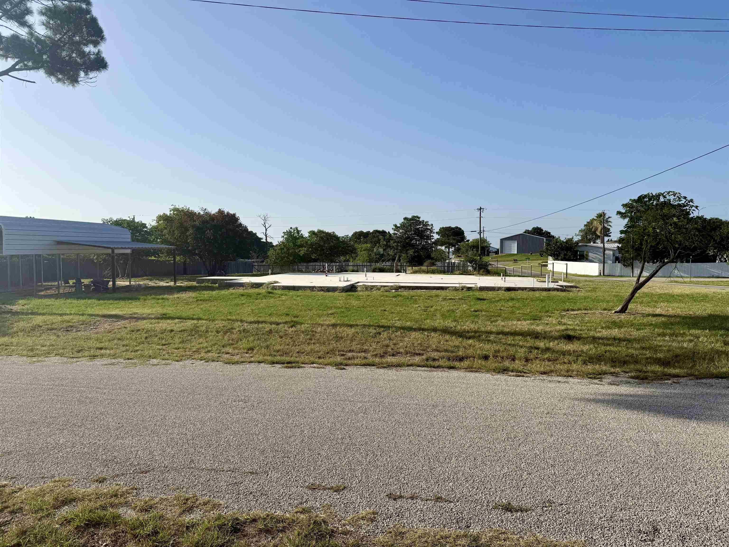 1519 Lakeview Dr, Tow, TX 78672