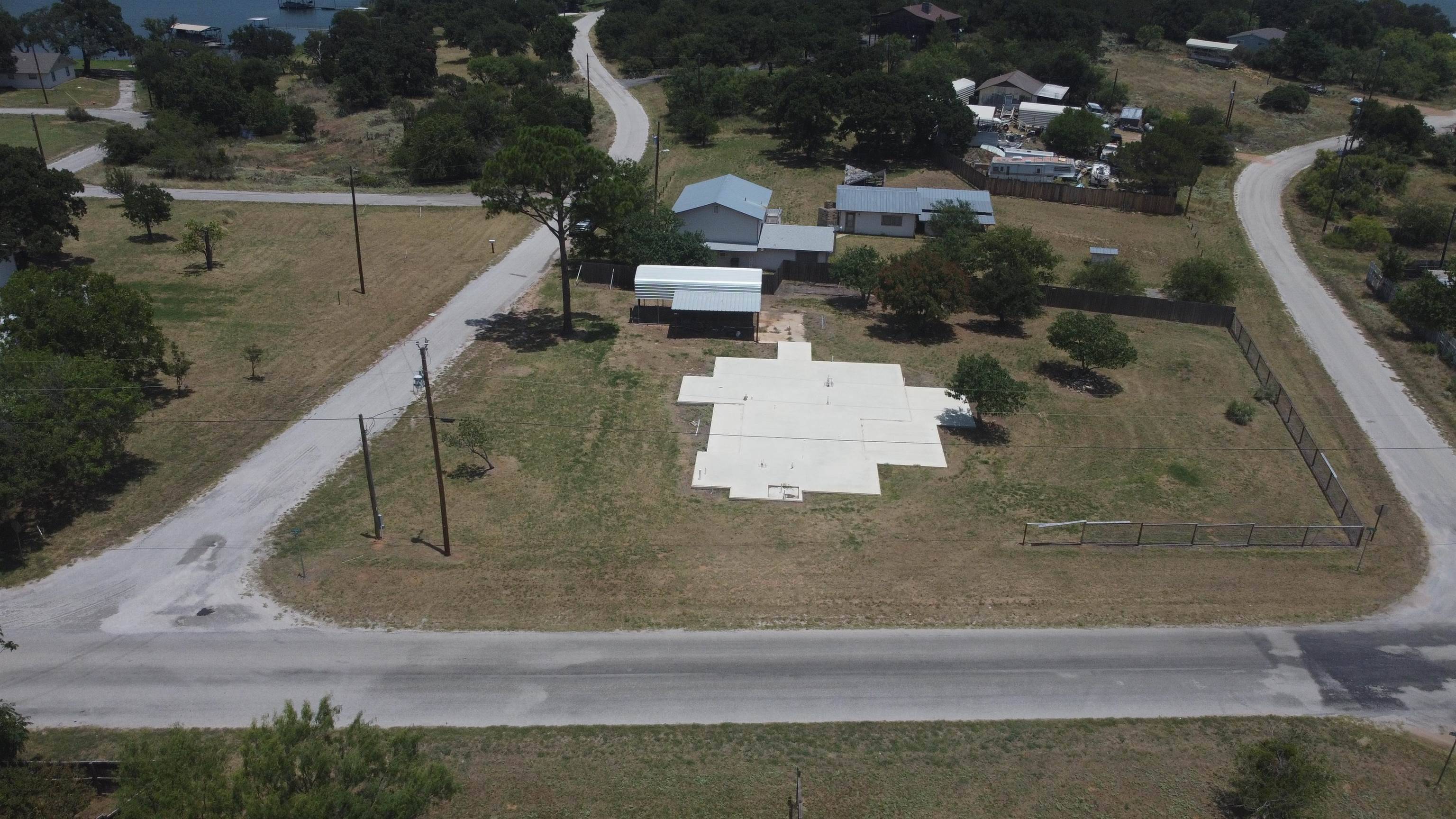 1519 Lakeview Dr, Tow, TX 78672