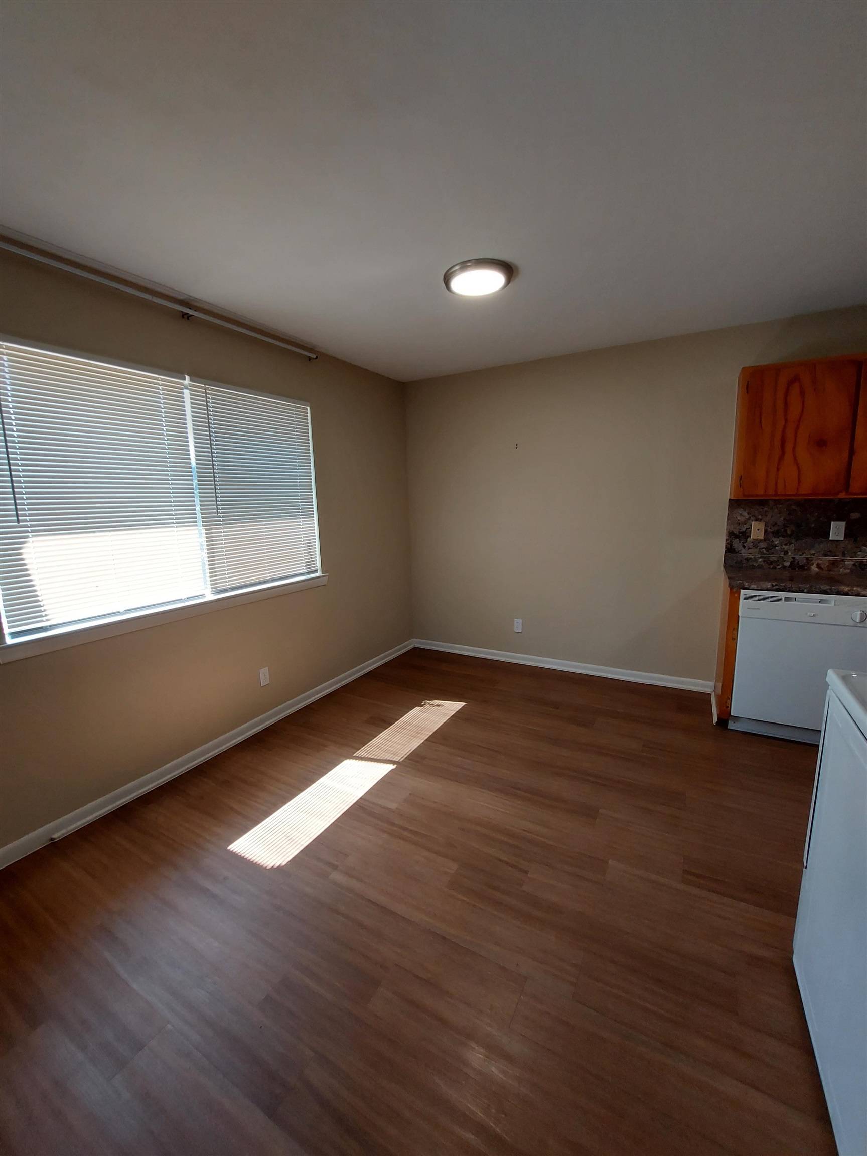 306 B Ave R ST, Marble Falls, TX 78654