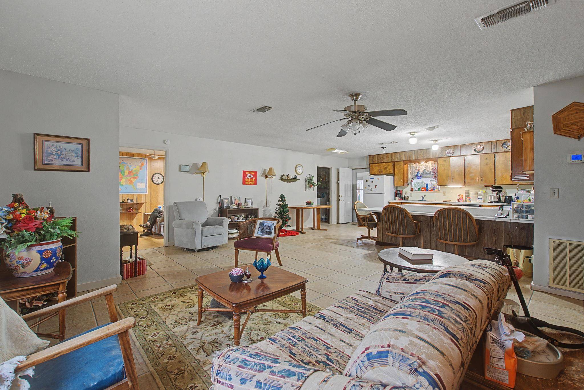 1701 Valley View LN, Granite Shoals, TX 78654