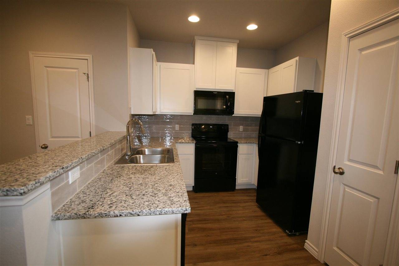 217 Peruna, Marble Falls, TX 78654