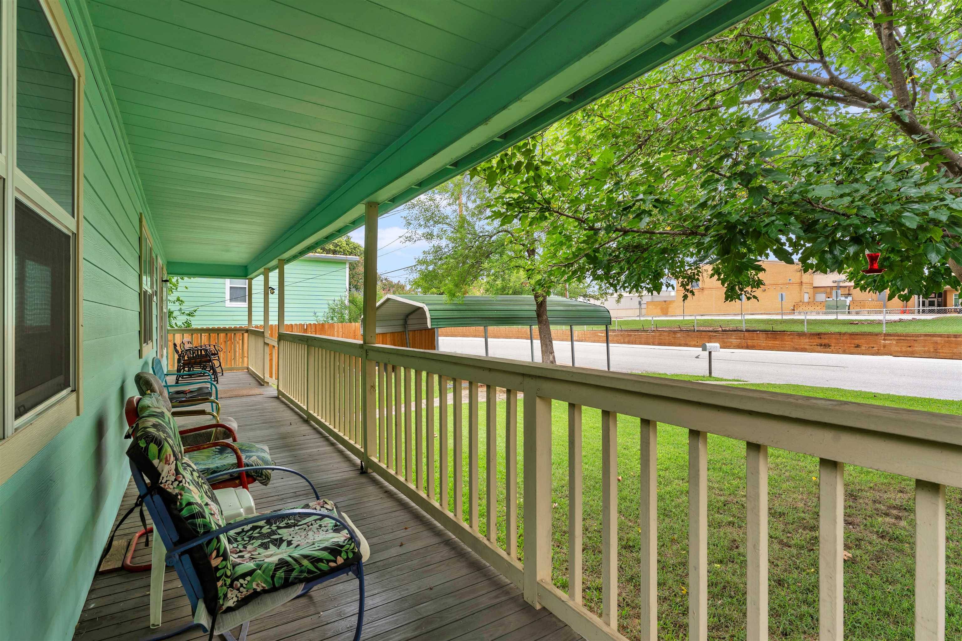 1607 Oatman, Llano, TX 78643