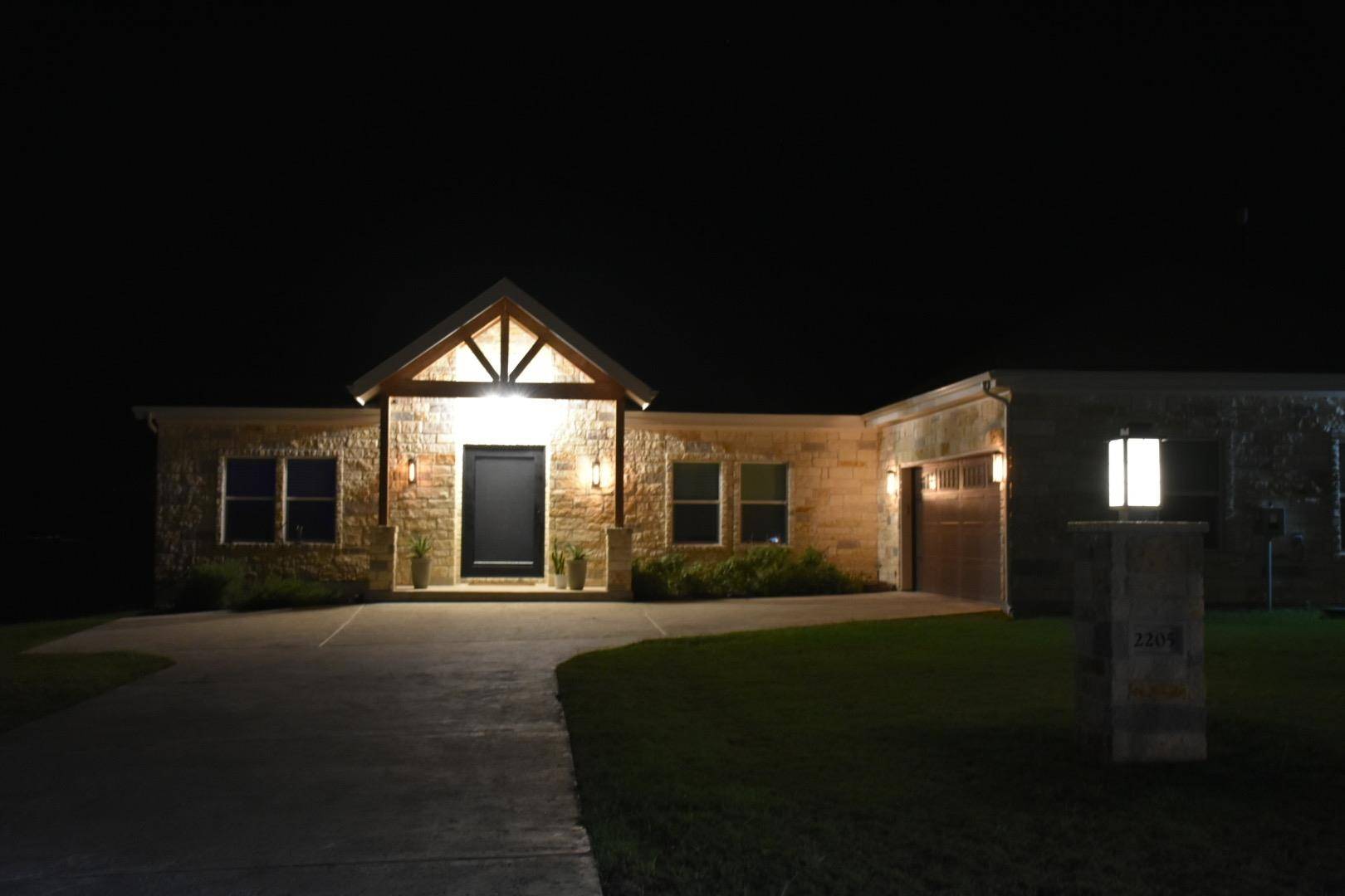 2205 Mountain Dew RD, Horseshoe Bay, TX 78657