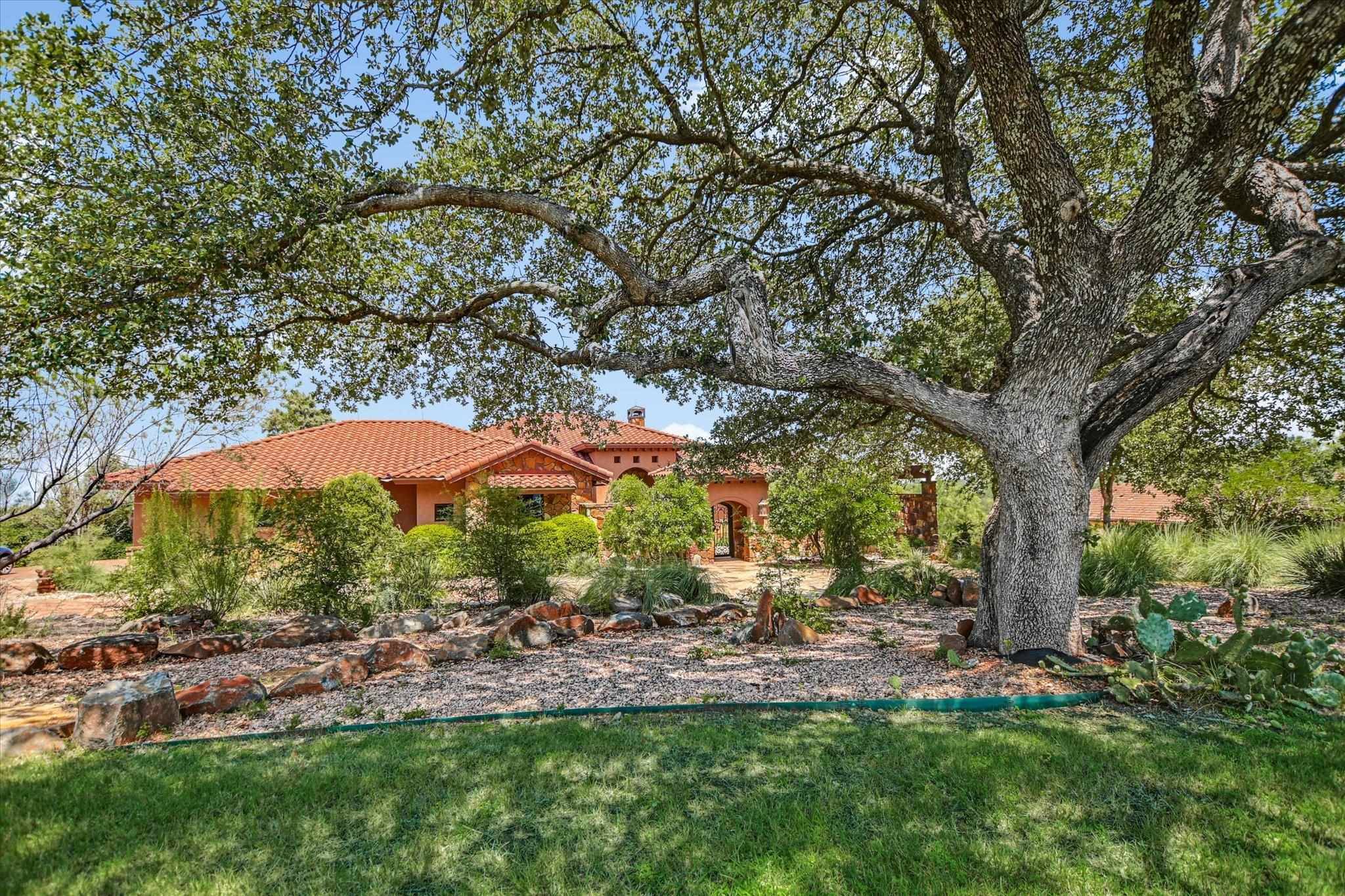 405 The Trails Pkwy, Horseshoe Bay, TX 78657