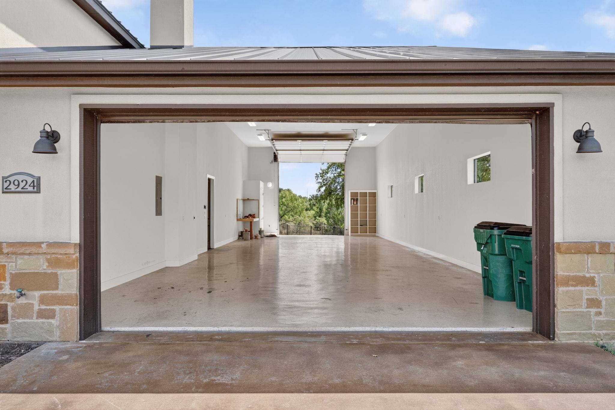 2924 Candace CIR, Horseshoe Bay, TX 78657
