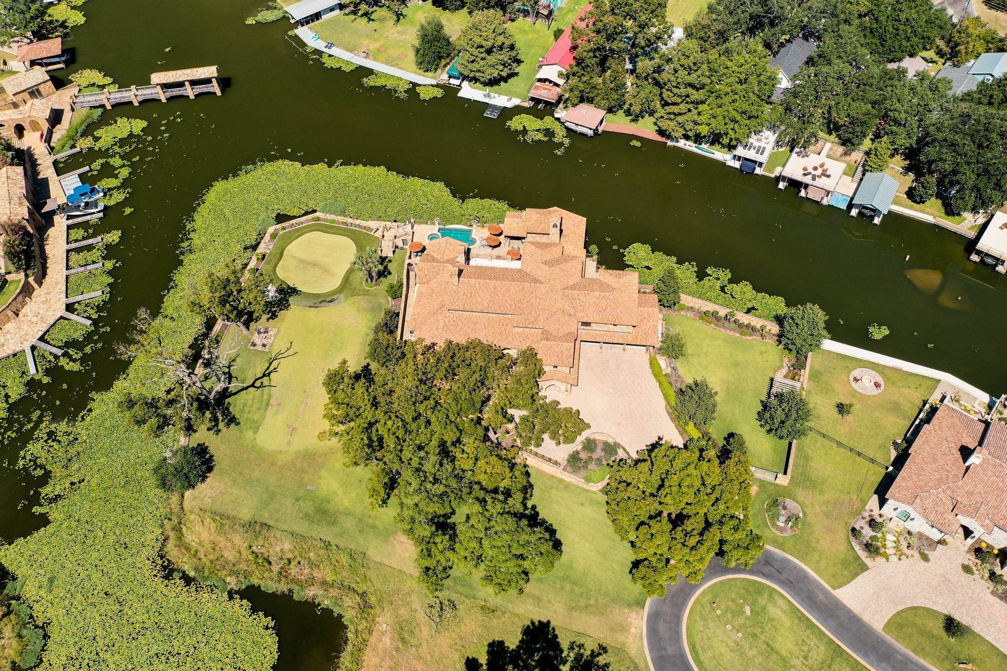 113 La Posada, Horseshoe Bay, TX 78657