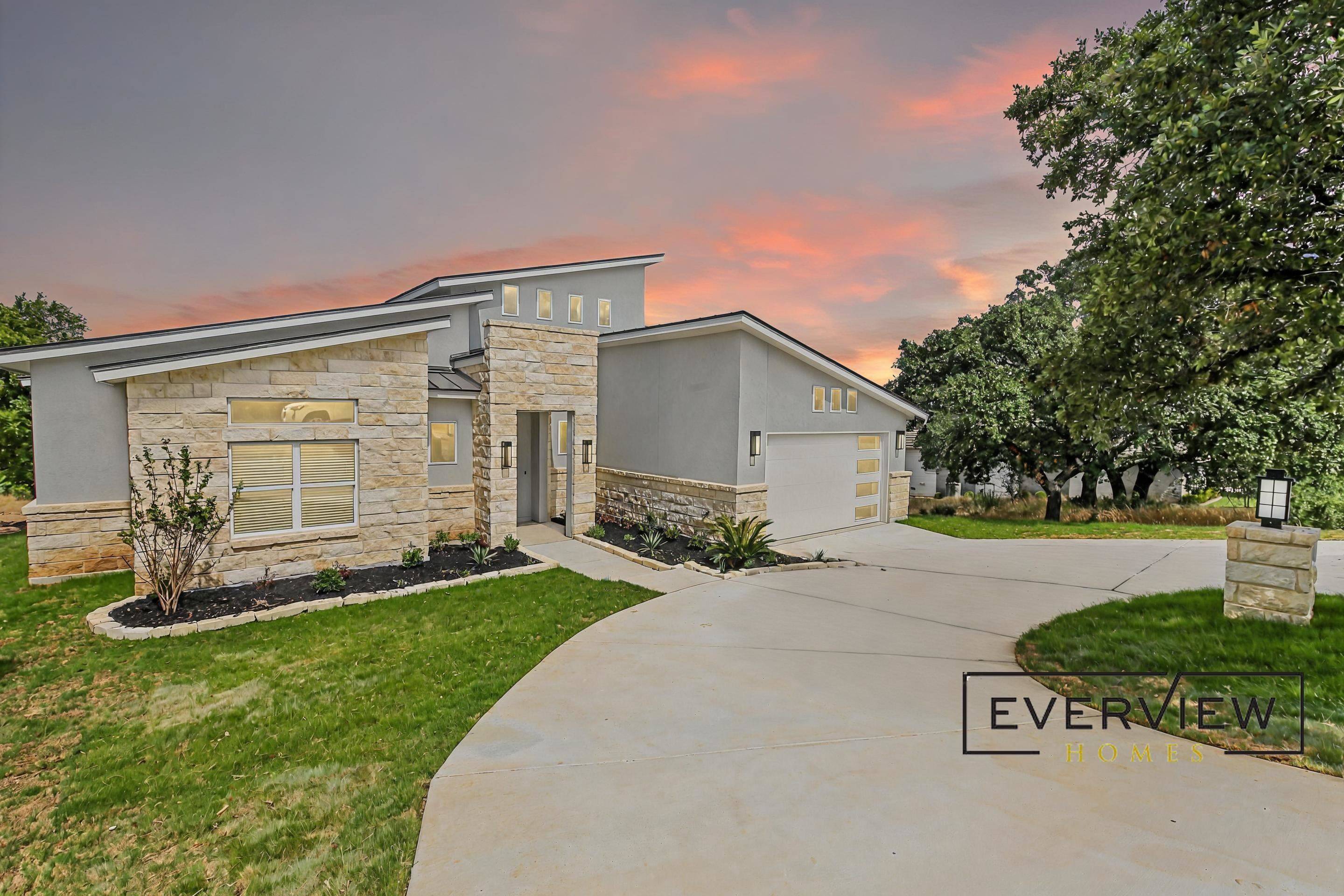 1314 Clayton Nolen, Horseshoe Bay, TX 78657