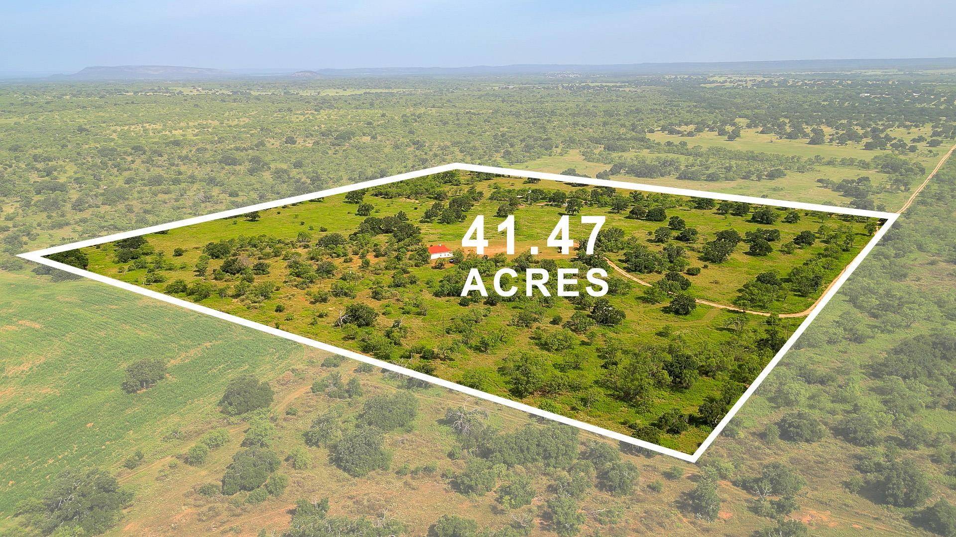 9584 W 71 HWY, Llano, TX 78643-0000