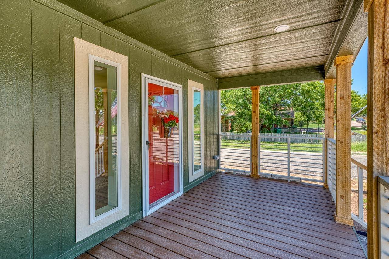 1200 E Green ST, Llano, TX 78643