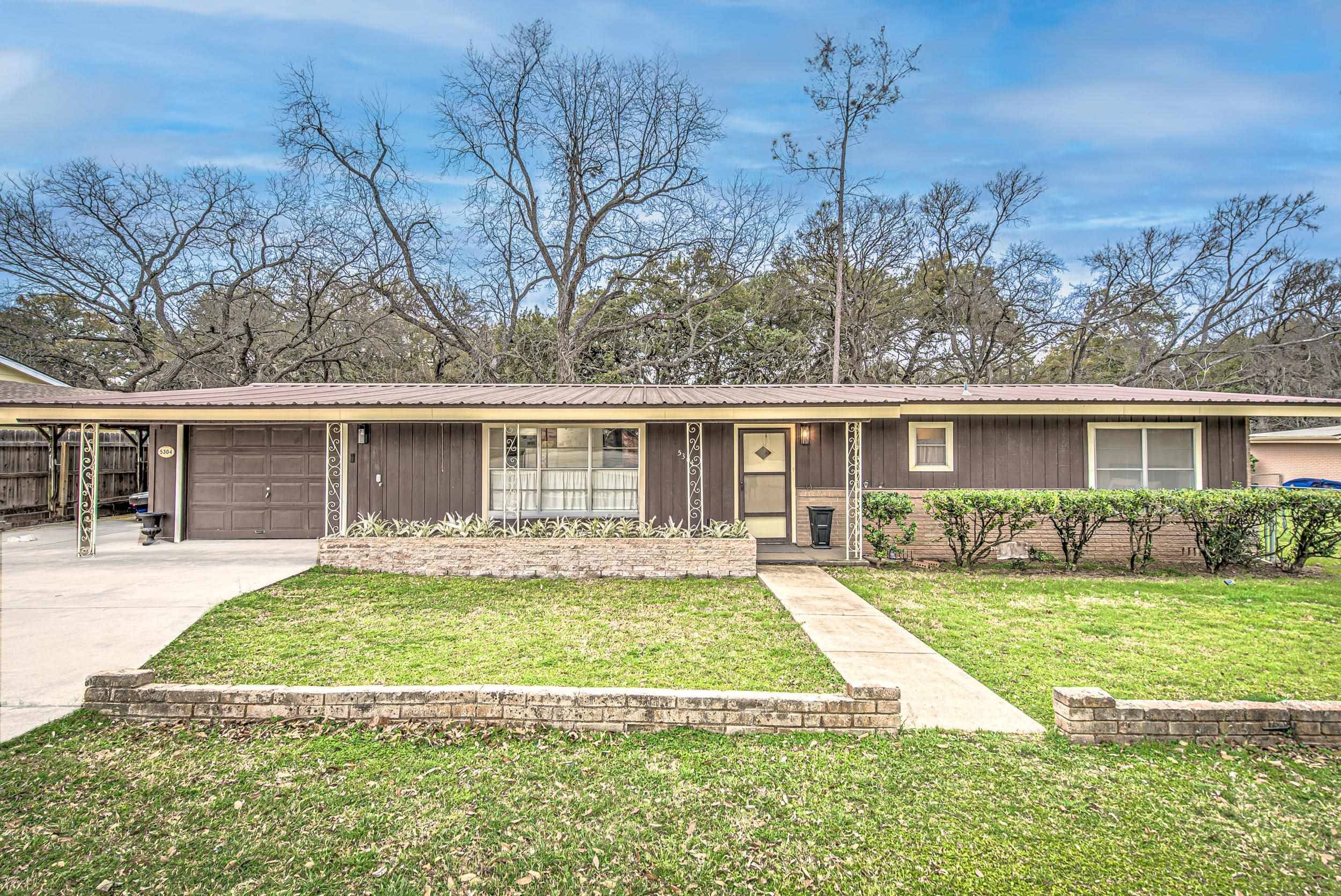 5304 Bedford ST, Kingsland, TX 78639